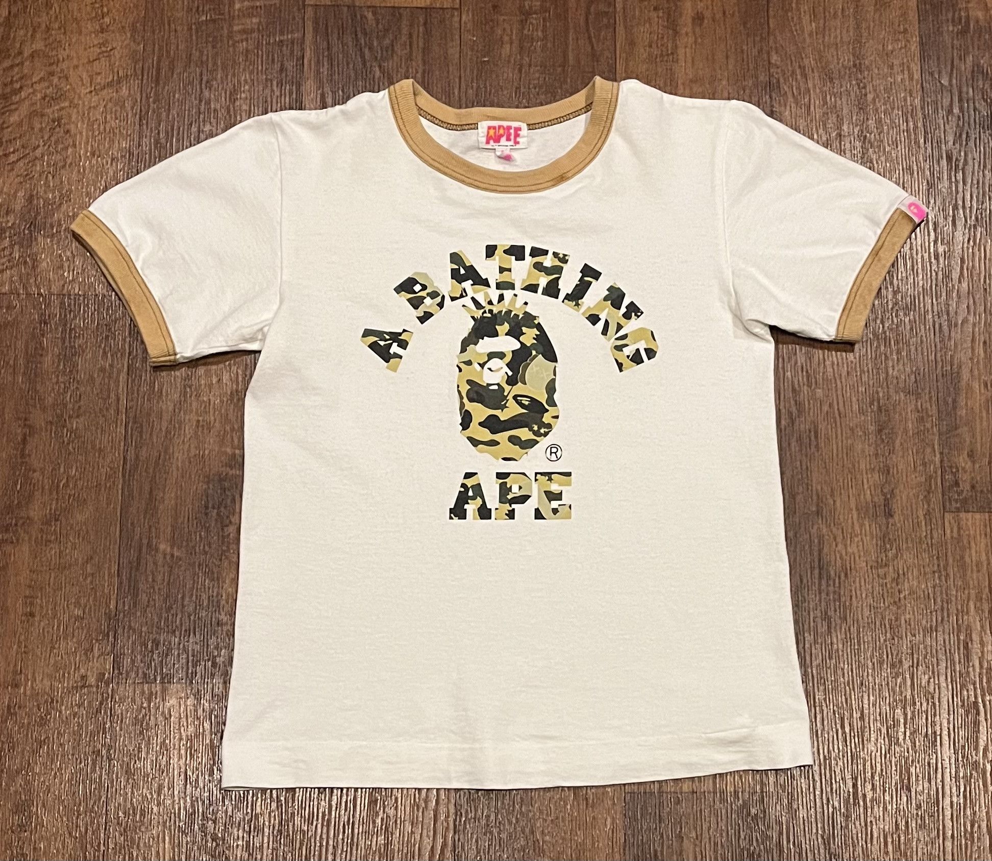 Bape Bape Kaws camo logo tee shirt Size XS / US 0-2 / IT 36-38 - 1 Thumbnail
