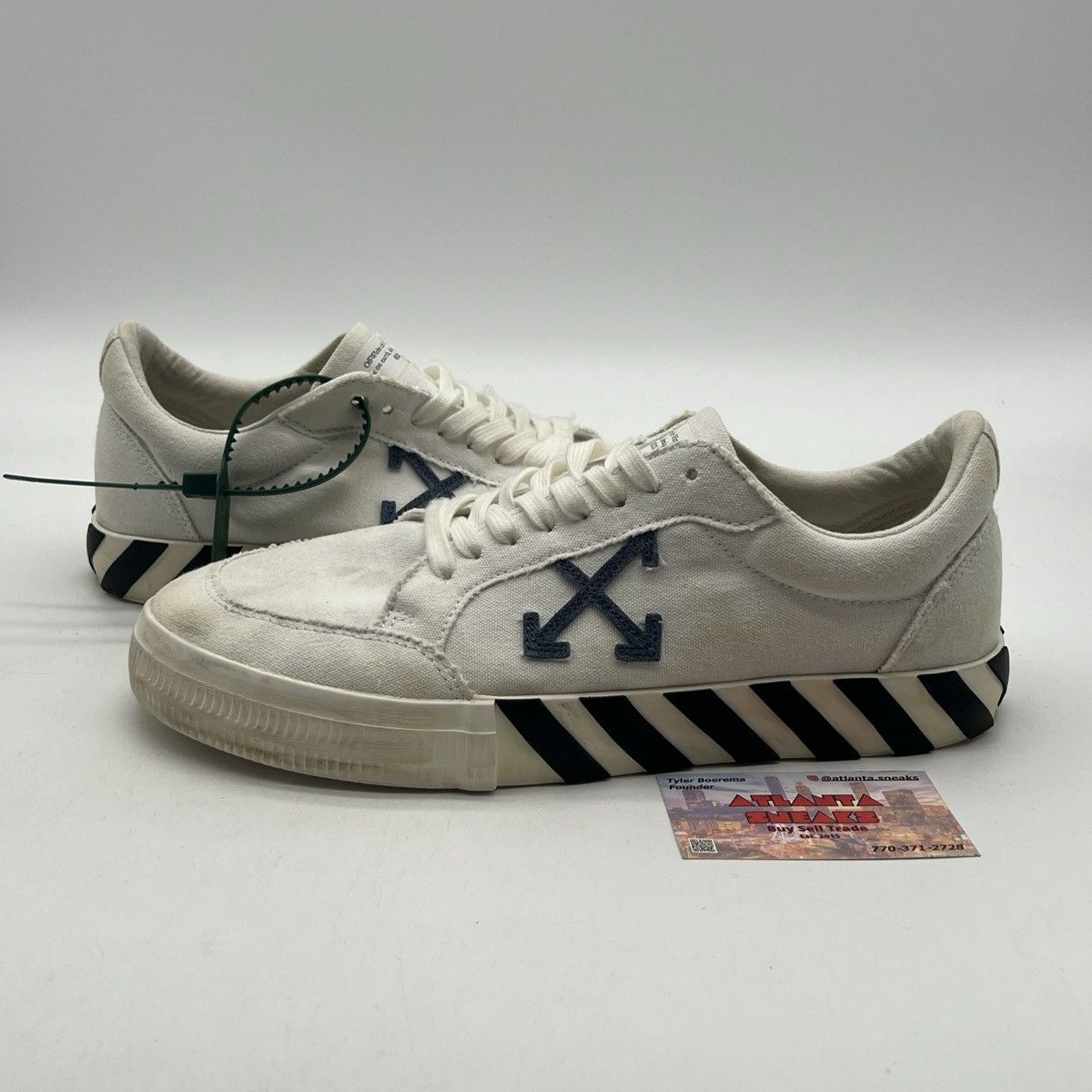 Off-White Off white vulc sneaker white navy Size US 12 / EU 45 - 1 Thumbnail