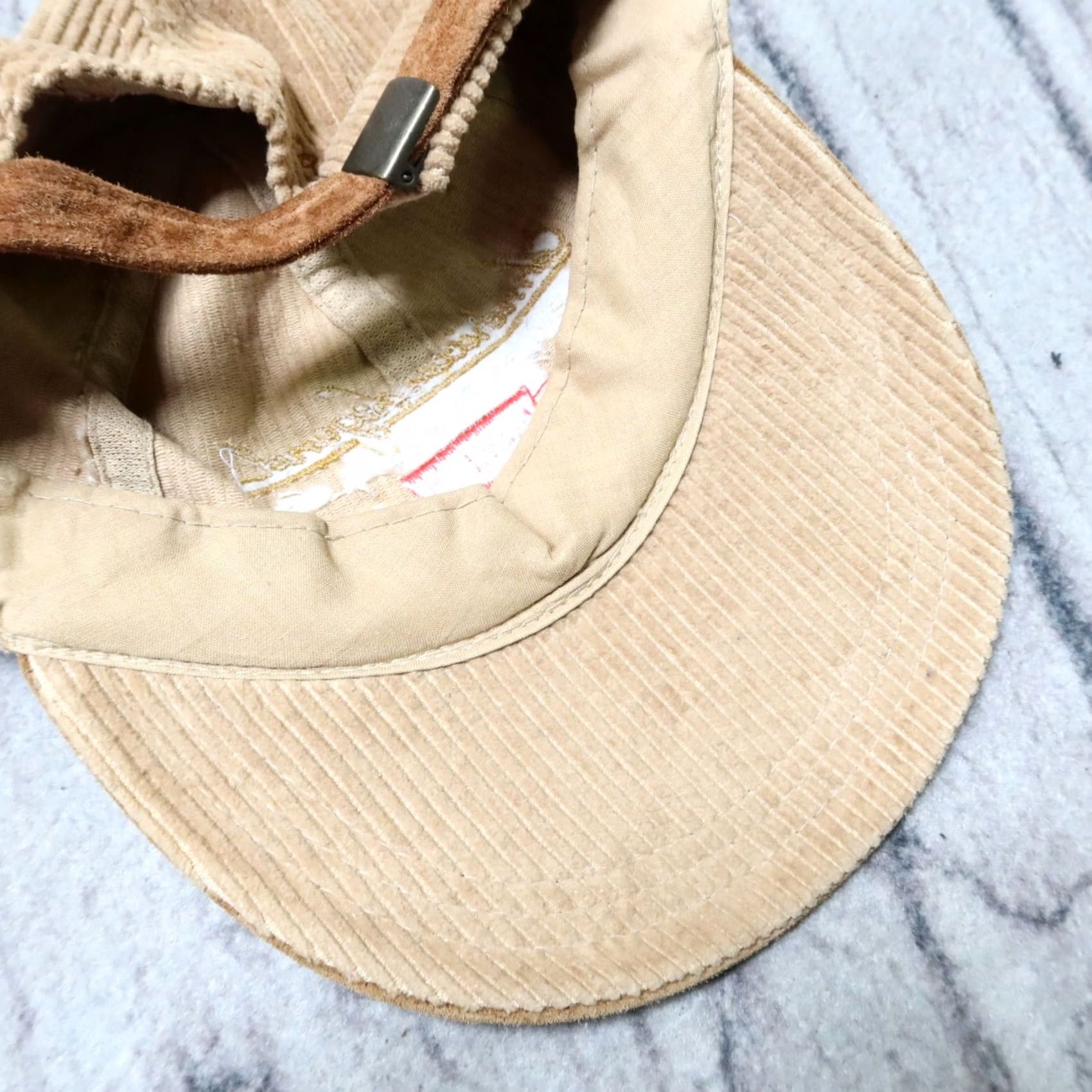 Levi's Vintage Levi's Corduroy Suede Strapback Hat Cap Adjustable Brown Mens Hat Size ONE SIZE - 7 Thumbnail