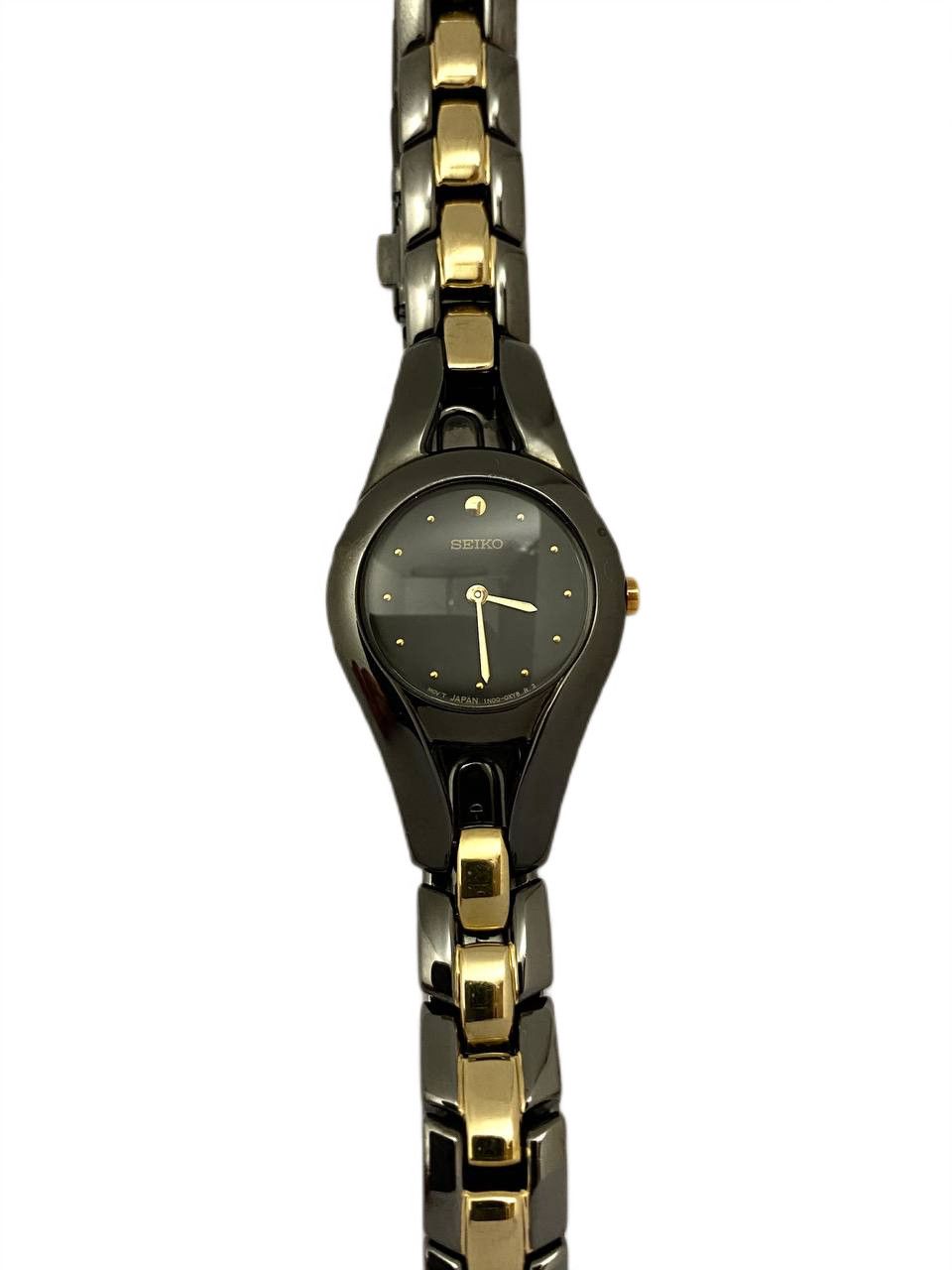 Seiko Seiko Logo Avant Garde Quartz Women Wrist Watch Vintage Y2K Size ONE SIZE - 1 Thumbnail