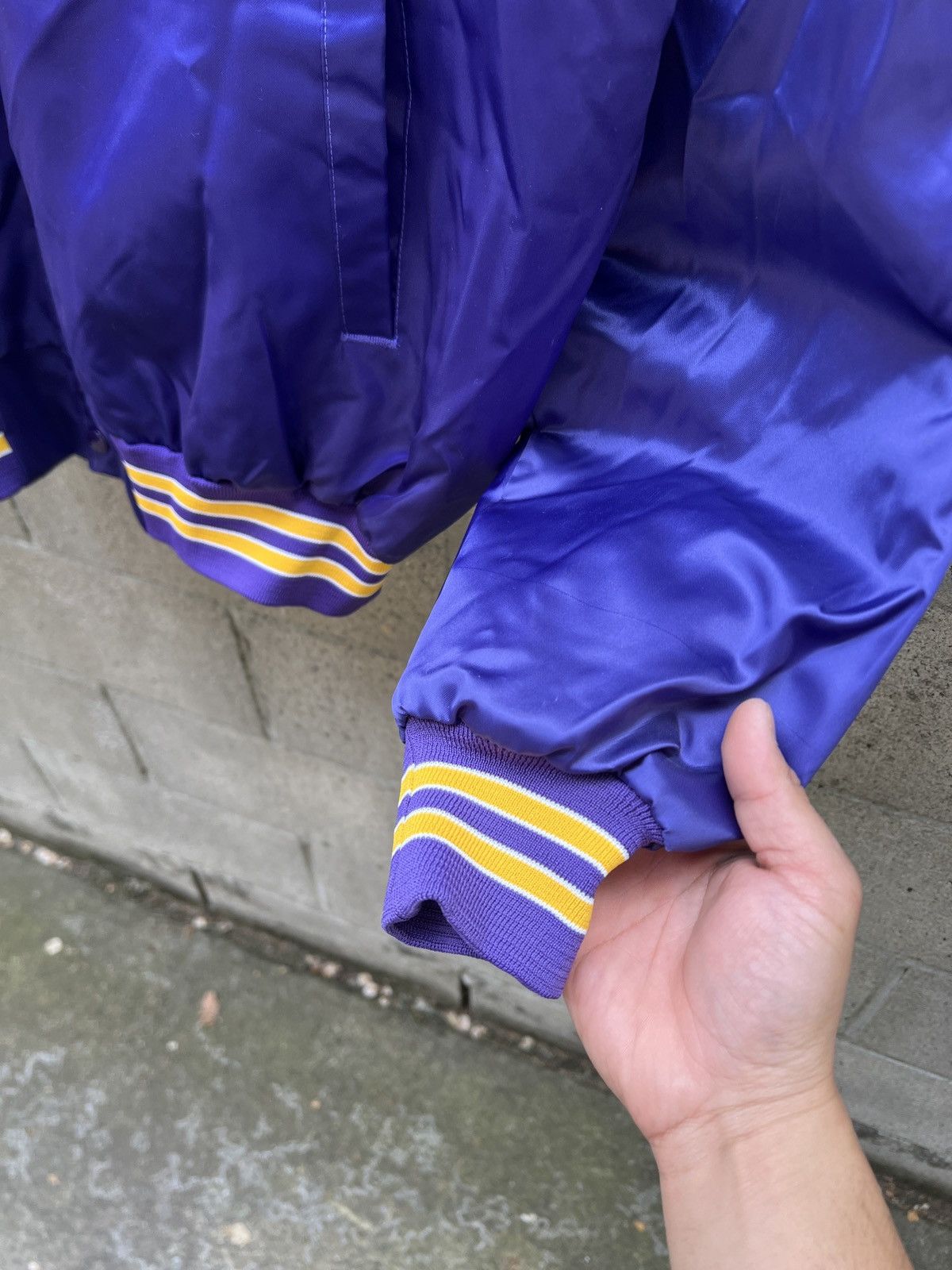 NFL Vintage 80’s Minnesota Vikings Bomber Jacket Made In USA Size US XL / EU 56 / 4 - 5 Thumbnail