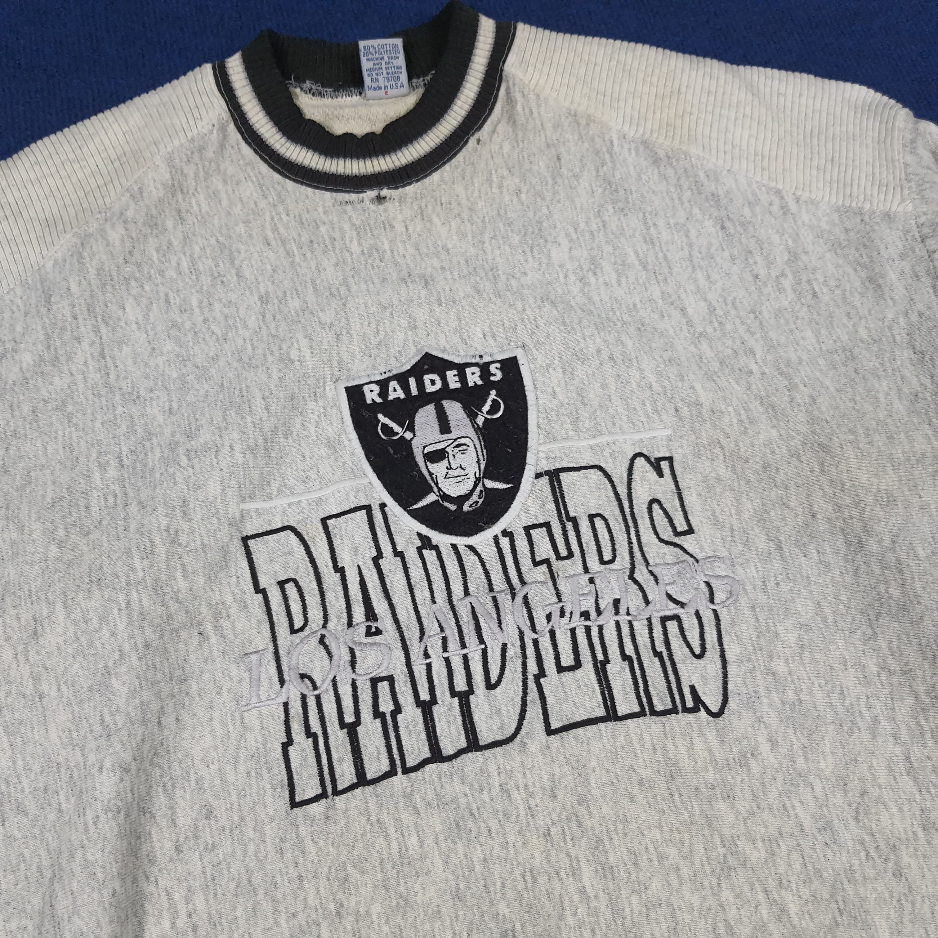 Vintage Vintage RAIDERS Los Angeles Sweatshirts Size US M / EU 48-50 / 2 - 2 Thumbnail