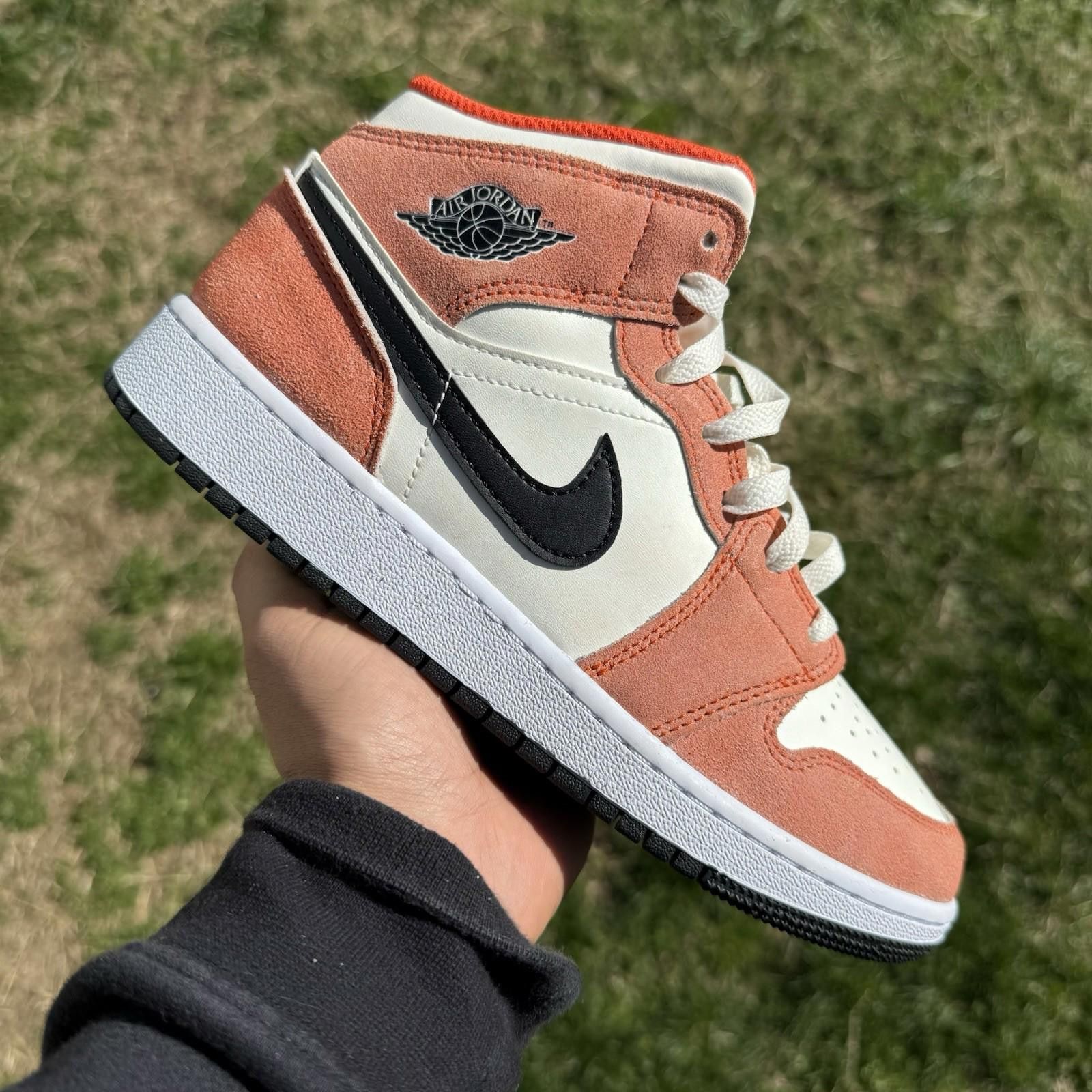 Air Nike Womens Jordans Mid Orange Jordan Outfit Womens Nike Air