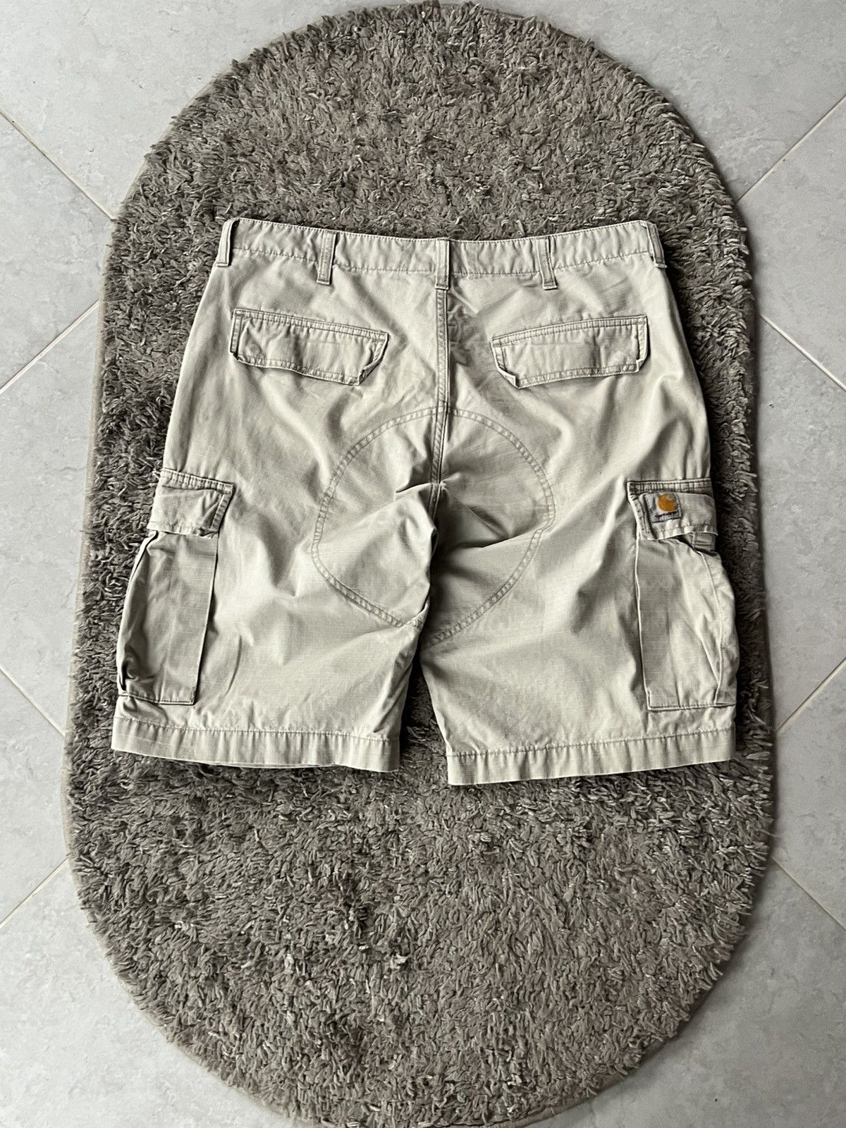 Carhartt Vintage Cargo Shorts Carhartt Mini Logo Streetwear Size US 34 / EU 50 - 1 Thumbnail