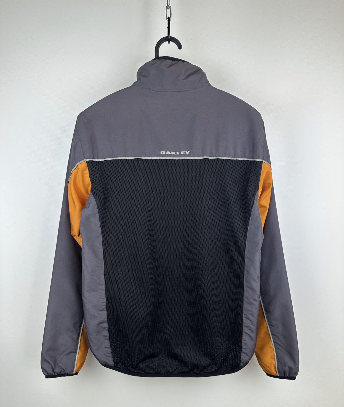 Oakley Rare Oakley Vintage Cycling Jacket S Reflective Windbreaker Size US S / EU 44-46 / 1 - 8 Thumbnail