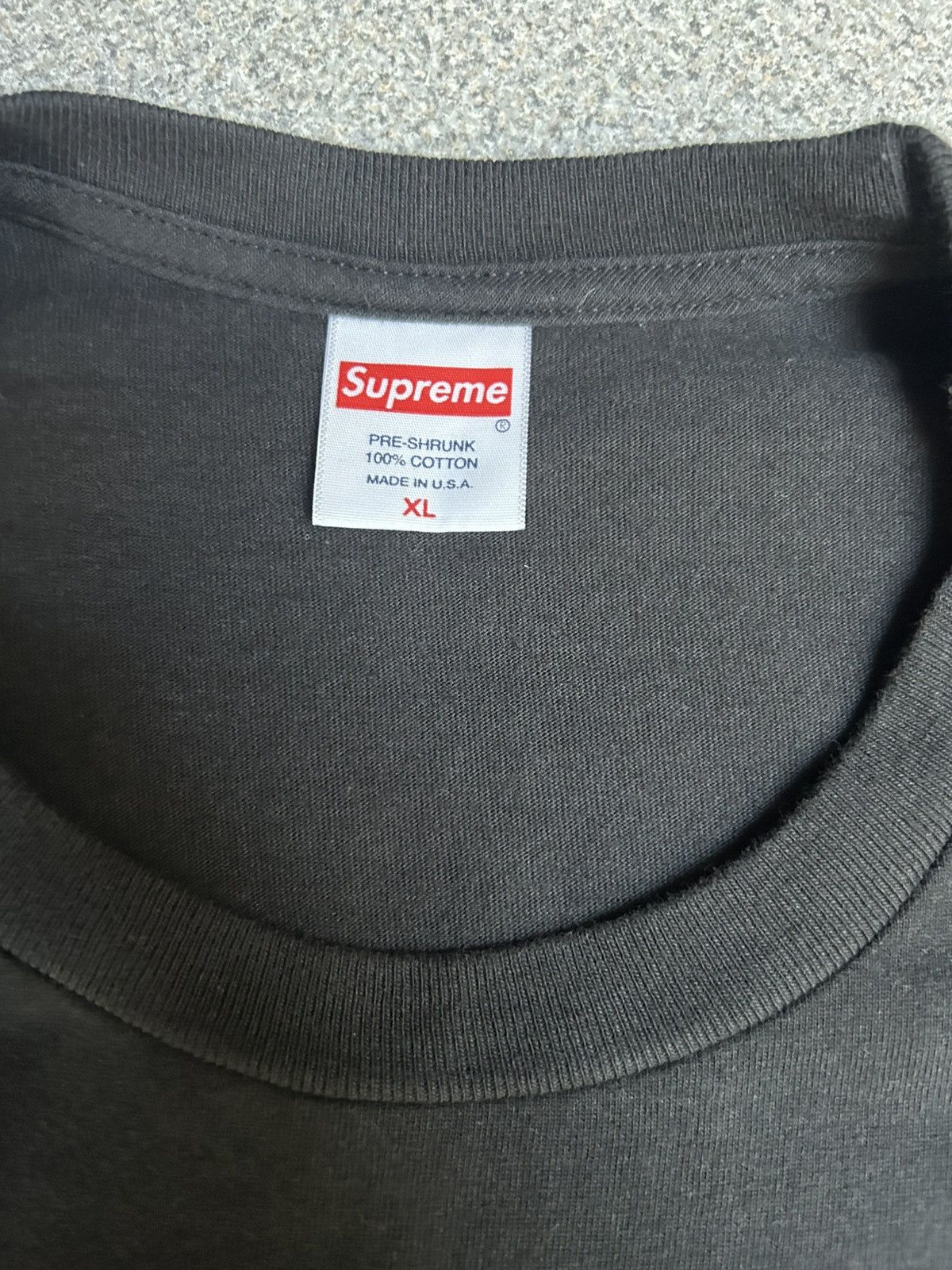 Supreme Supreme Logo Tee Size US XL / EU 56 / 4 - 2 Thumbnail