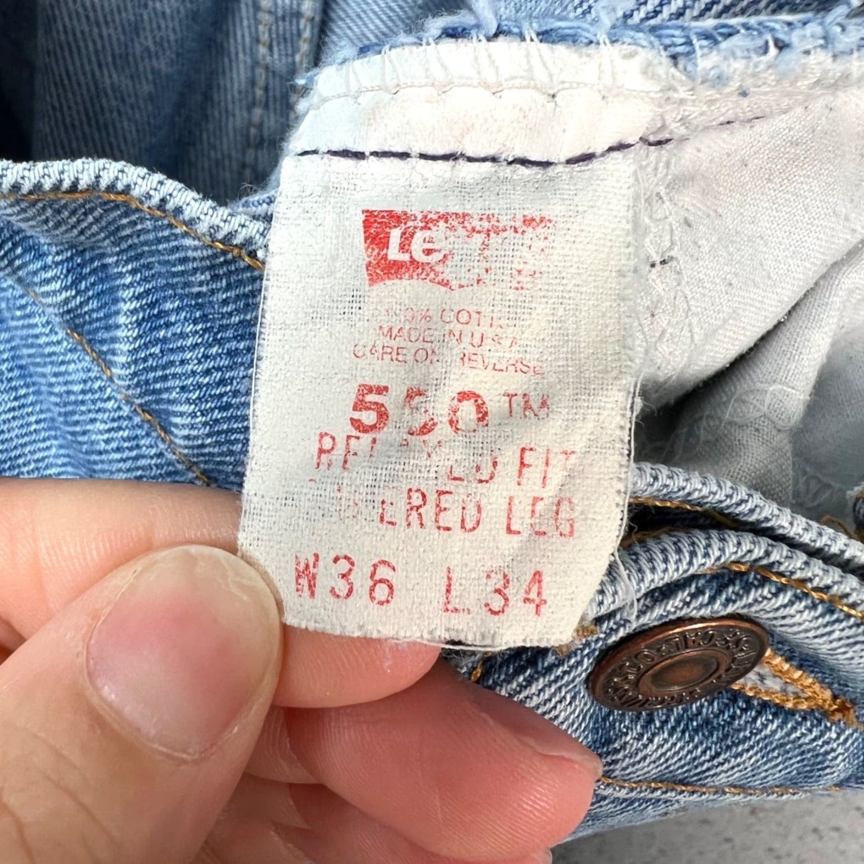 Levi's VINTAGE Levi's Womens 29 High-Rise Distressed Denim Shorts Raw Hem 550 Cut-Off Blue Denim Women's Shorts 29 Mens Girls Size 29" - 3 Thumbnail