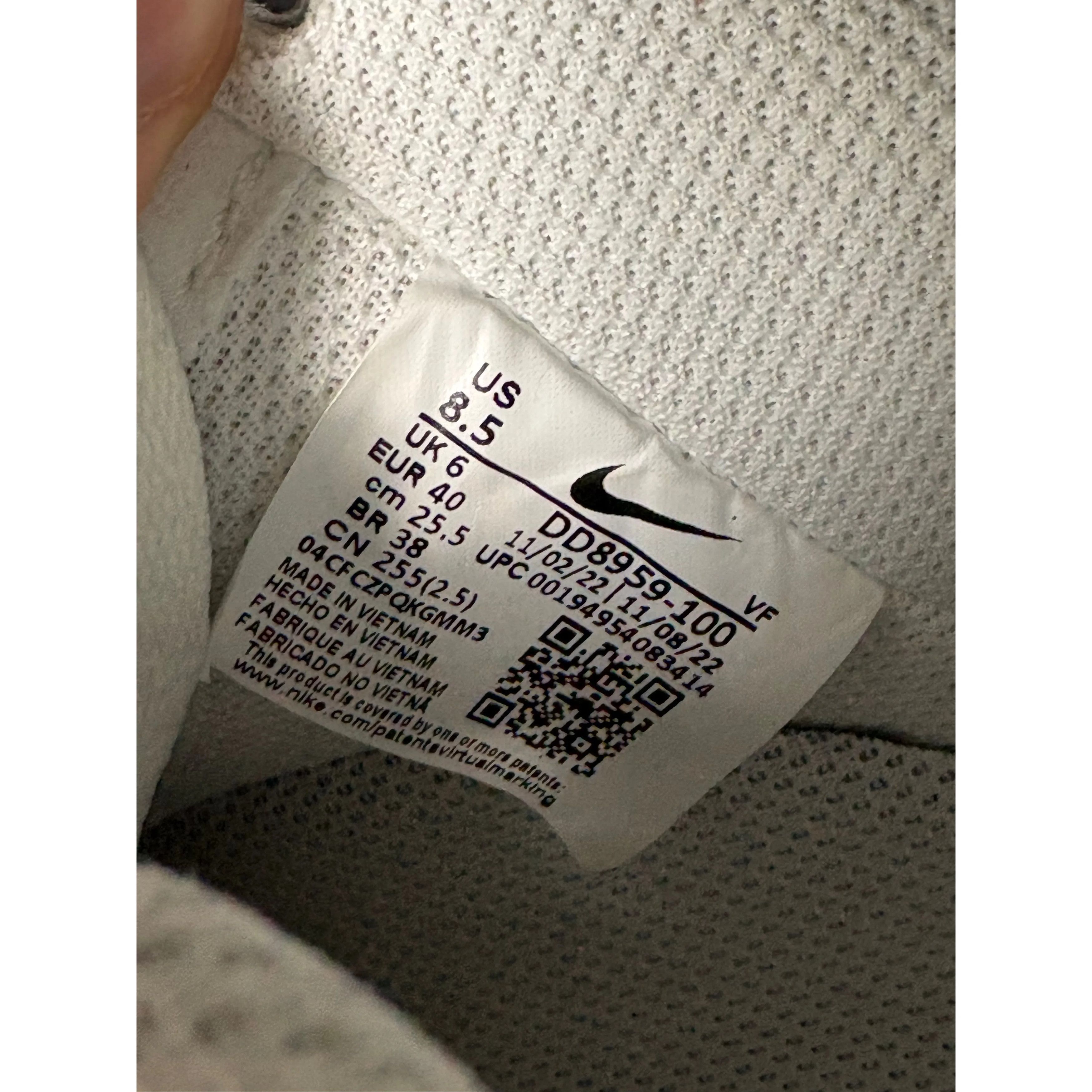 Nike Nike Air Force 1 Low '07 White x Travis Scott "Utopia" (WMNS) **PRE-OWNED** Size US 8.5 / IT 38.5 - 5 Thumbnail