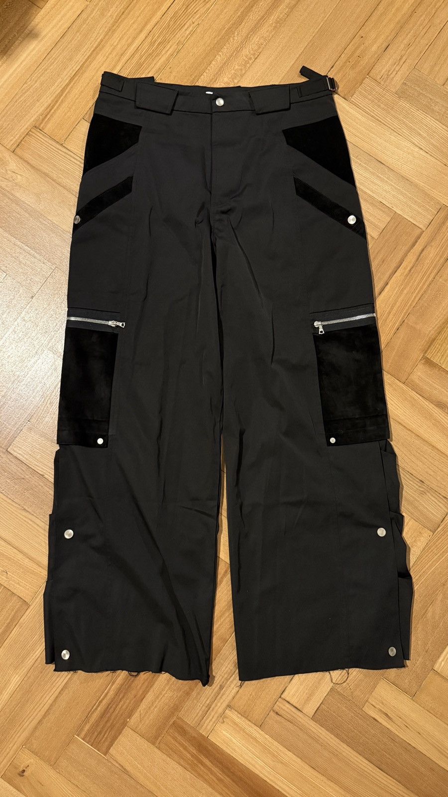 CMMAWEAR CMMAWEAR Black Snapped Hem Cargo Pants Size US 36 / EU 52 - 1 Thumbnail