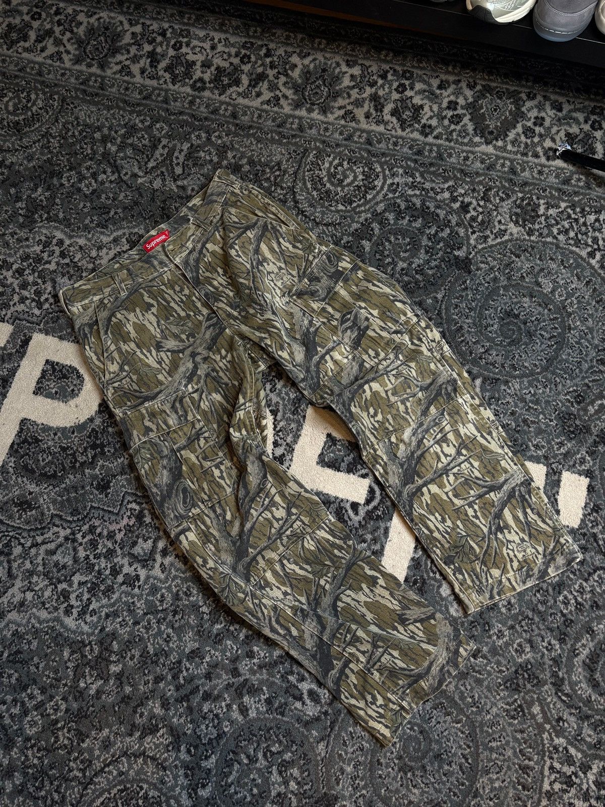 Supreme Supreme Real Tree Camo Cargo Pants Size 30 Size US 30 / EU 46 - 1 Thumbnail