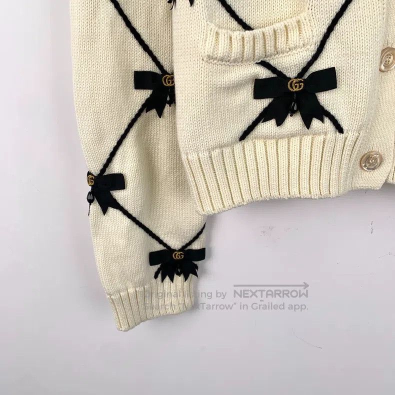 Gucci Gucci Beige bow decoration cotton round neck single-breast Size M / US 6-8 / IT 42-44 - 4 Thumbnail