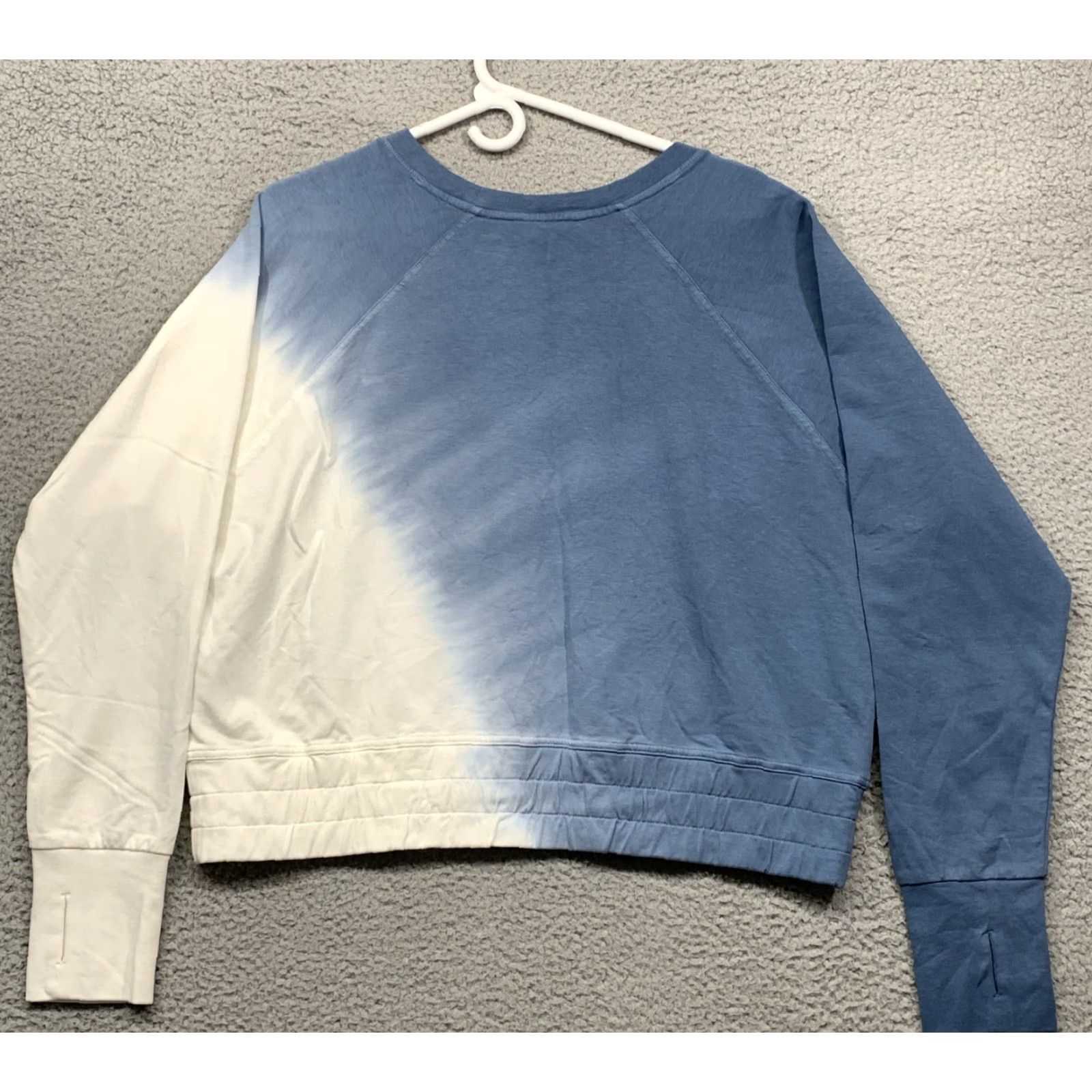 Vintage Joy Lab Cropped Sweatshirt Women’s Blue & Cream Size Large Thumb Holes NEW NWT Shirt Activewear Size L / US 10 / IT 46 - 3 Thumbnail