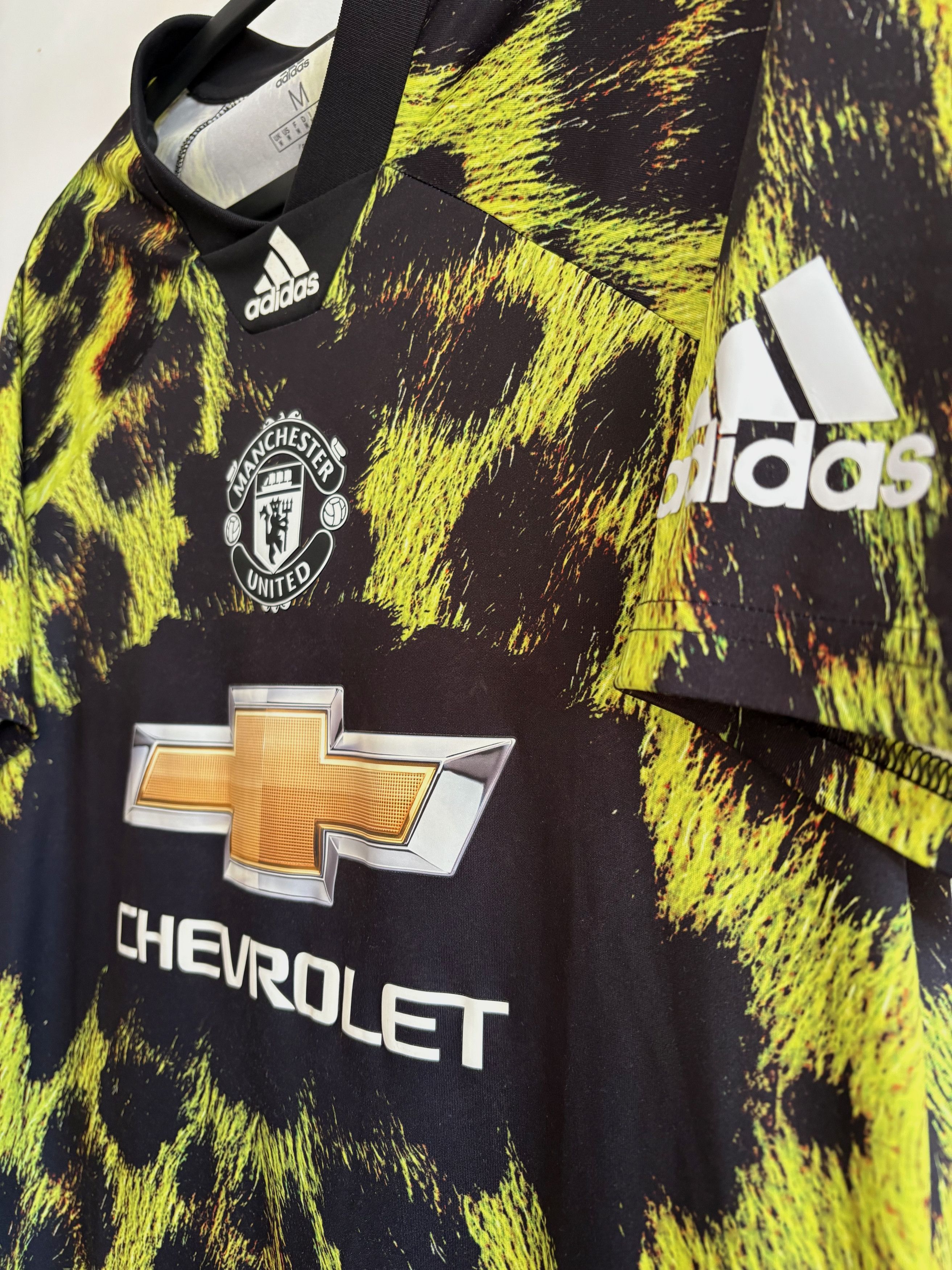 Adidas Manchester United 2018 EA Sports Special Edition Shirt Size US M / EU 48-50 / 2 - 3 Thumbnail