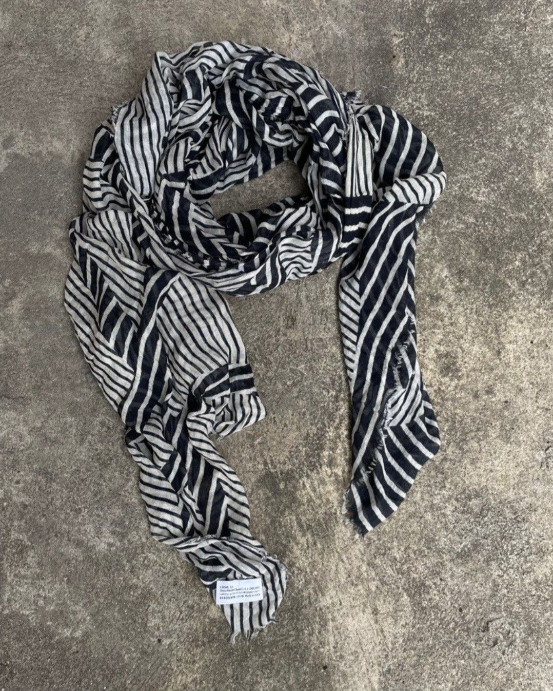 Loewe Loewe Black and White Scarft Size ONE SIZE - 1 Thumbnail