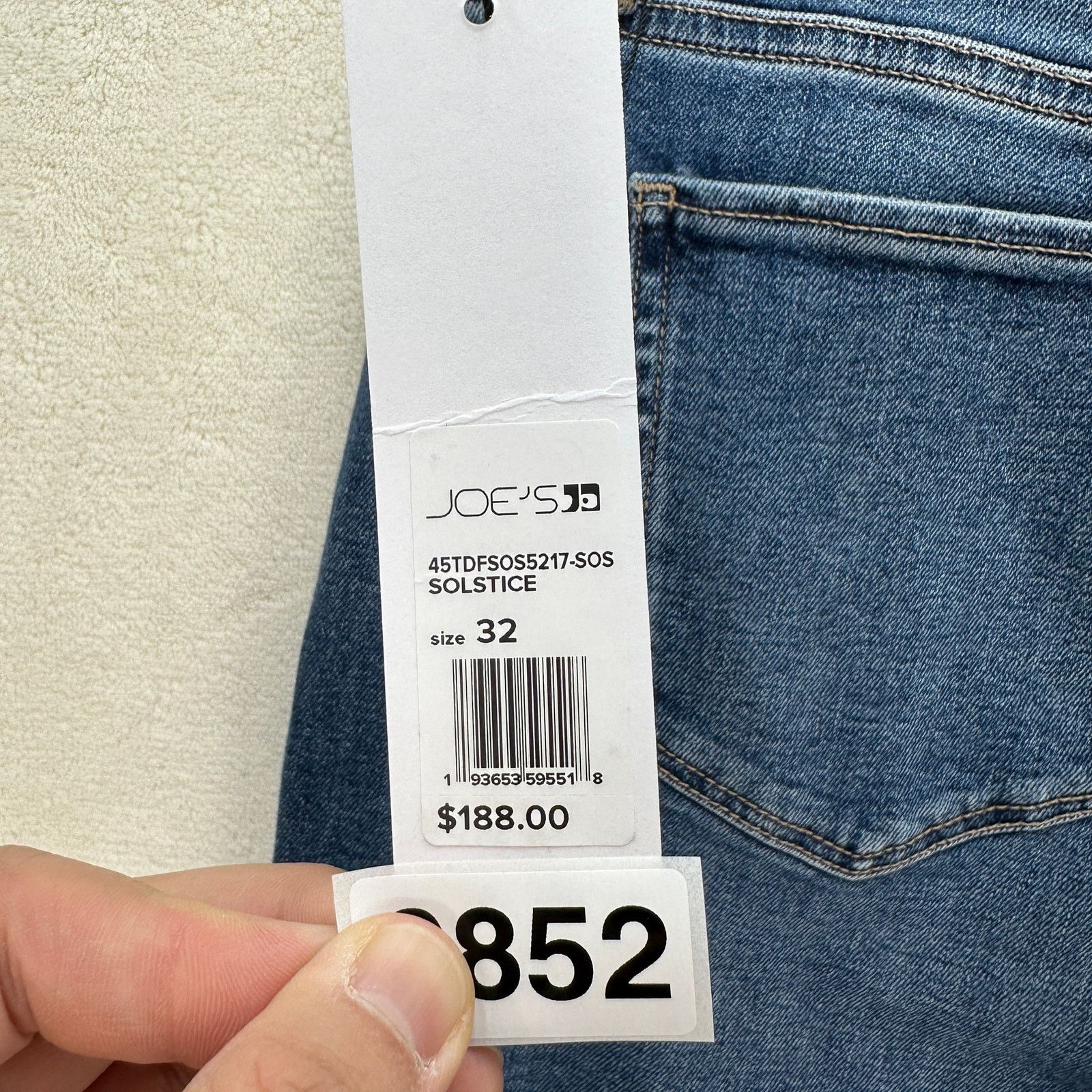 Joe's JOES WOMEN'S 32 THE CALLIE FRAYED HEM JEANS IN SOLSTICE 32 Size 32" / US 10 / IT 46 - 8 Thumbnail