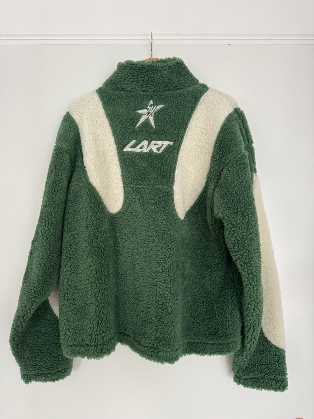 L’art de l’automobile x Systemic Fleece