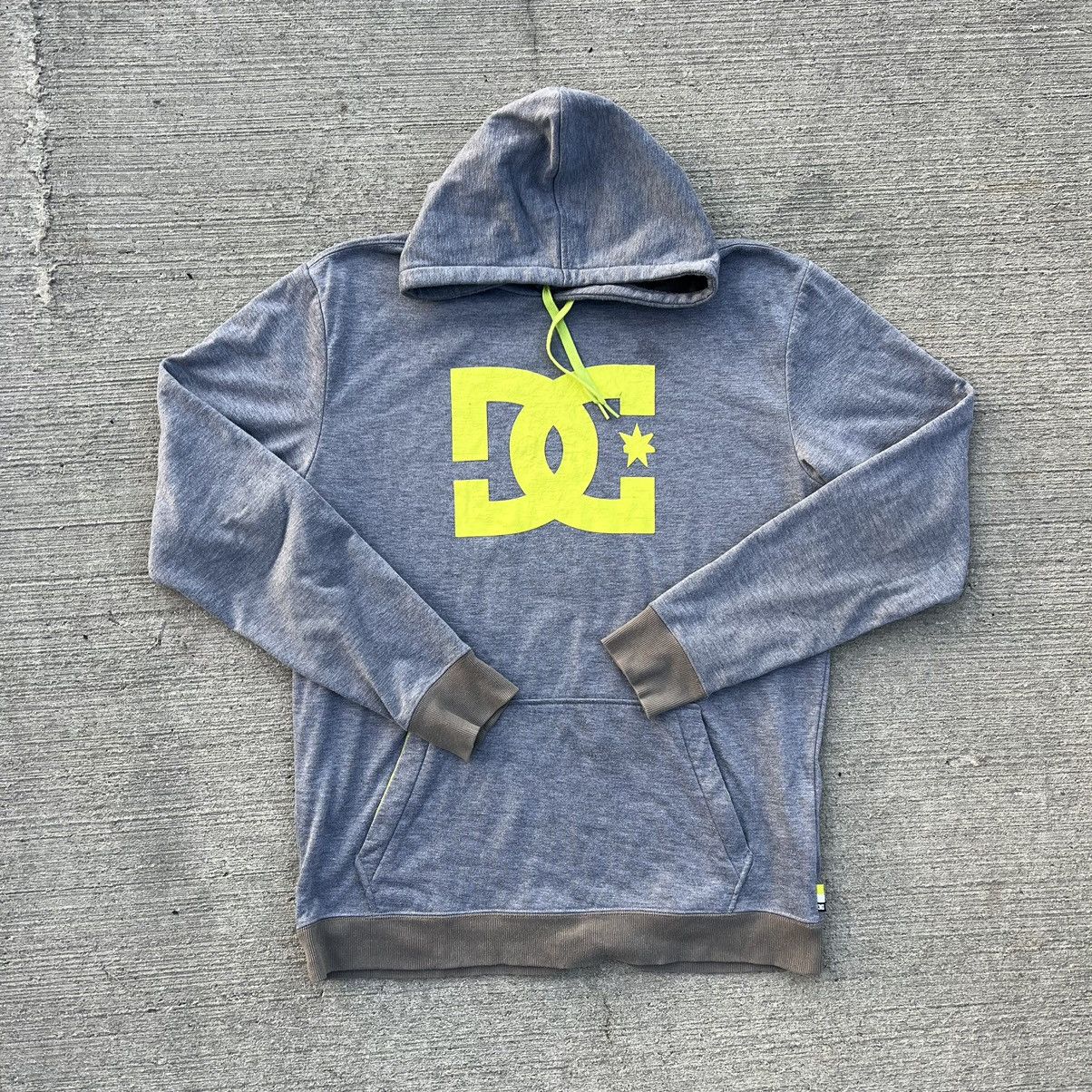 DC × Vintage Y2K DC Shoes Big Logo Hoodie Size US XL / EU 56 / 4 - 1 Thumbnail