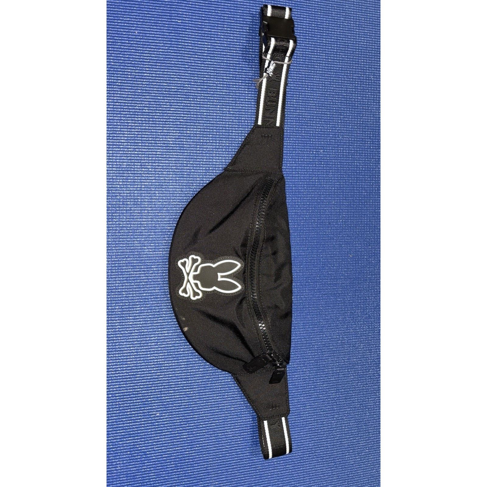 Psycho Bunny Phycho Bunny Fanny Pack Black And White Size ONE SIZE - 1 Thumbnail