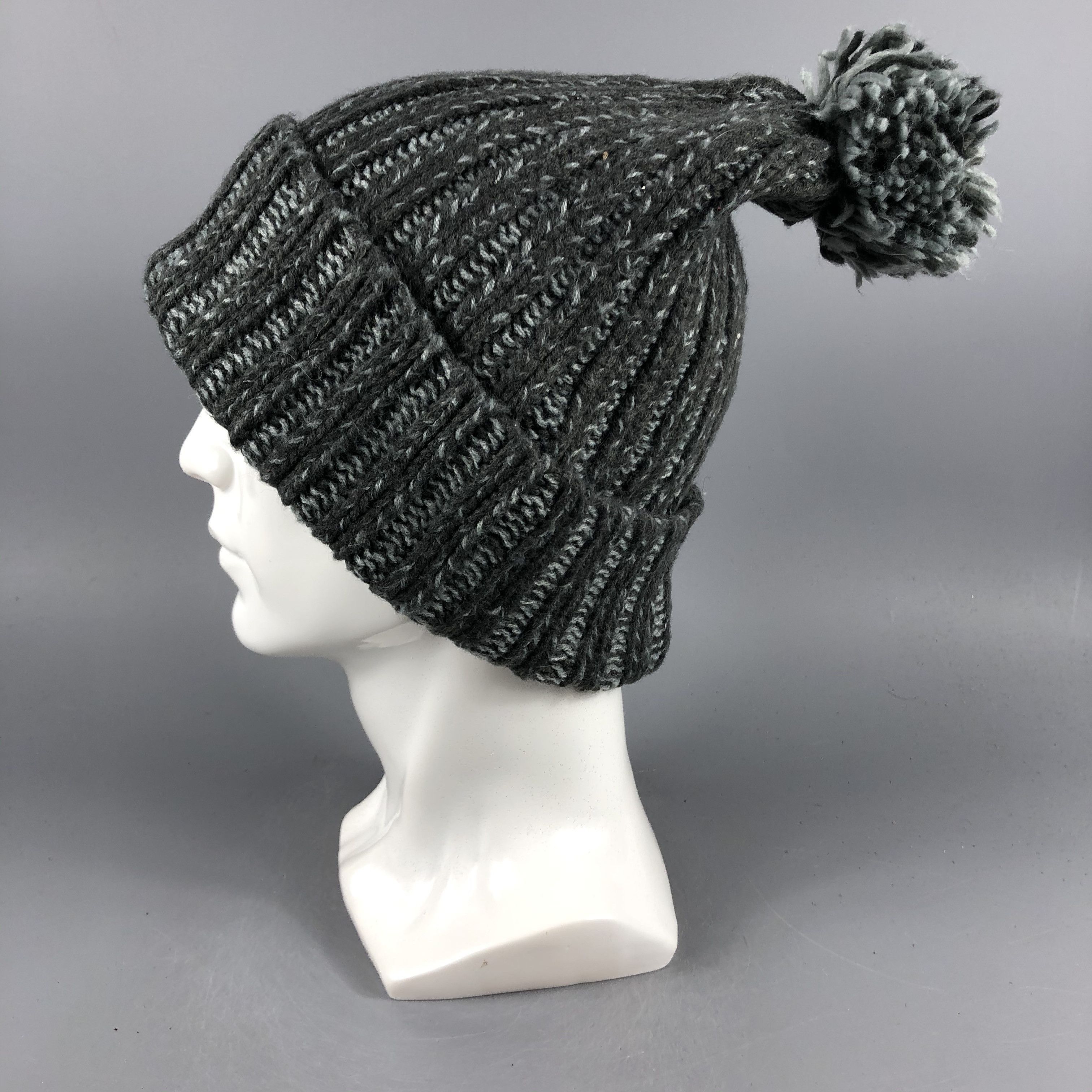 Vintage Decade Standard Beanie Snow Hat Snow Cap -D1123 Size ONE SIZE - 1 Thumbnail