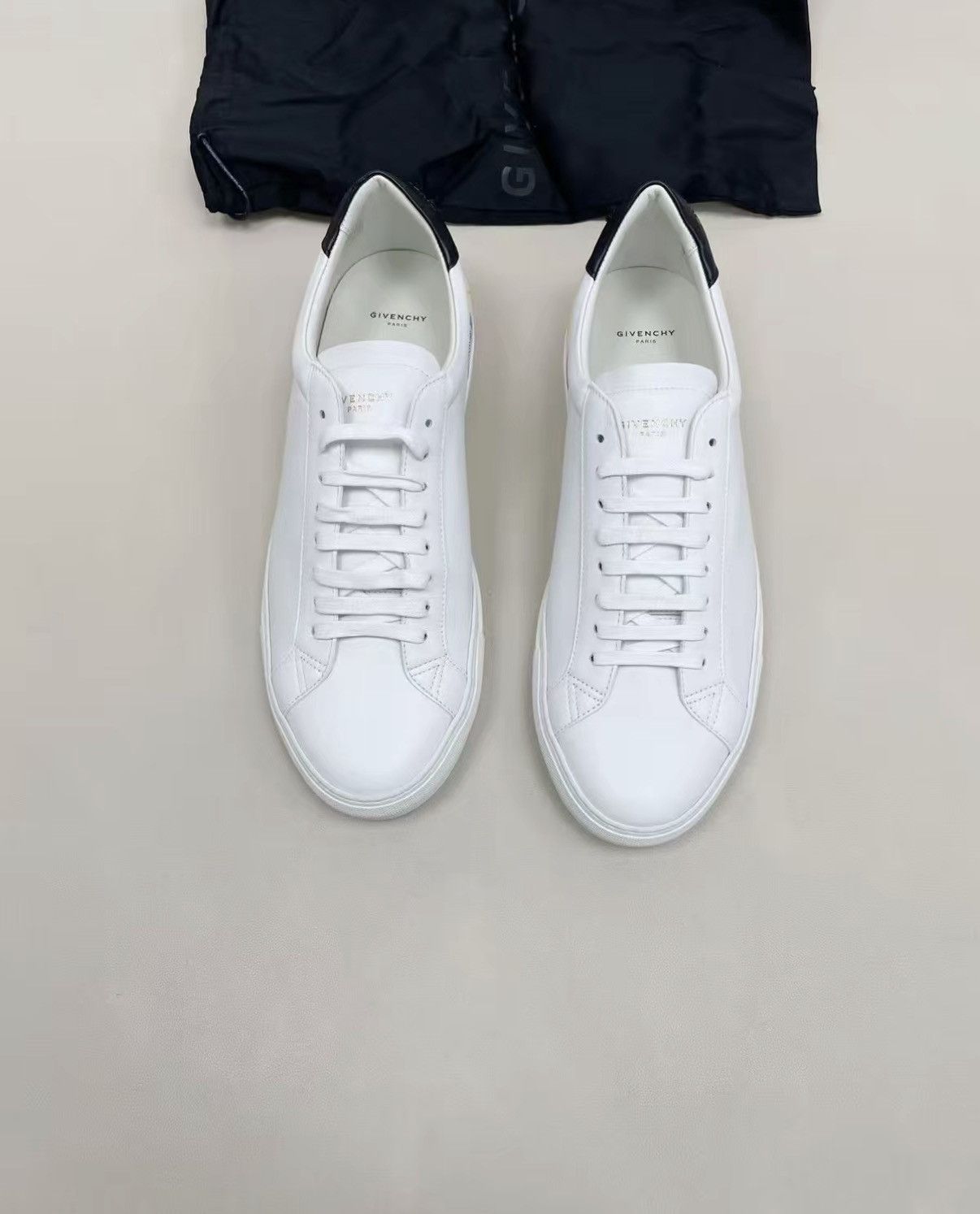 Givenchy Givenchy Casual Shoes J30 Size US 9.5 / EU 42-43 - 1 Thumbnail