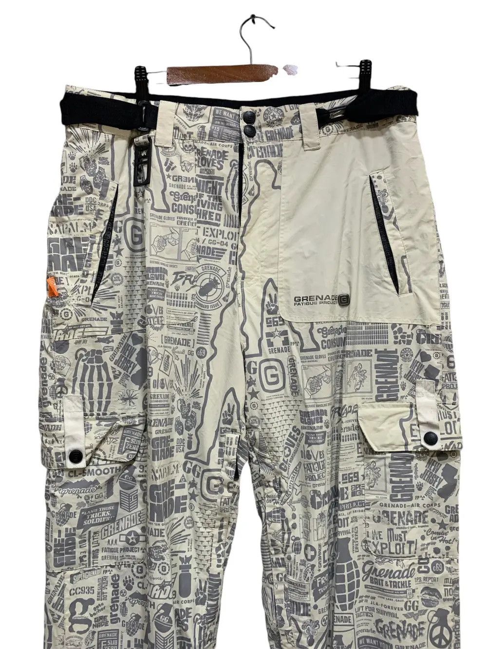 Grenade SkiPants Grenade Fatigue Project Full Print 2007/2008 Size L Size US 32 / EU 48 - 9 Thumbnail