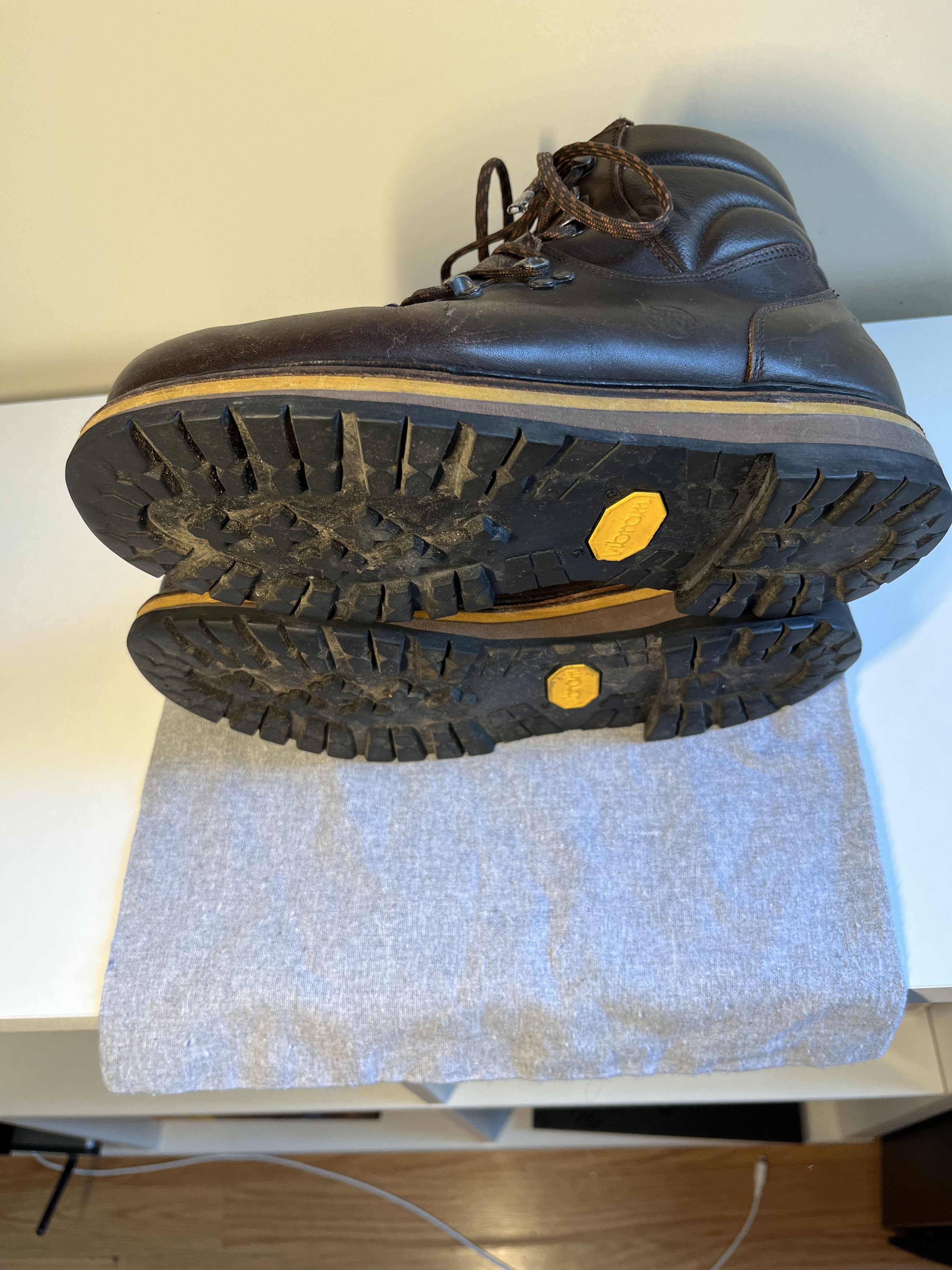 Hanwag Grunten Leather Boots Size US 7 / EU 40 - 5 Thumbnail