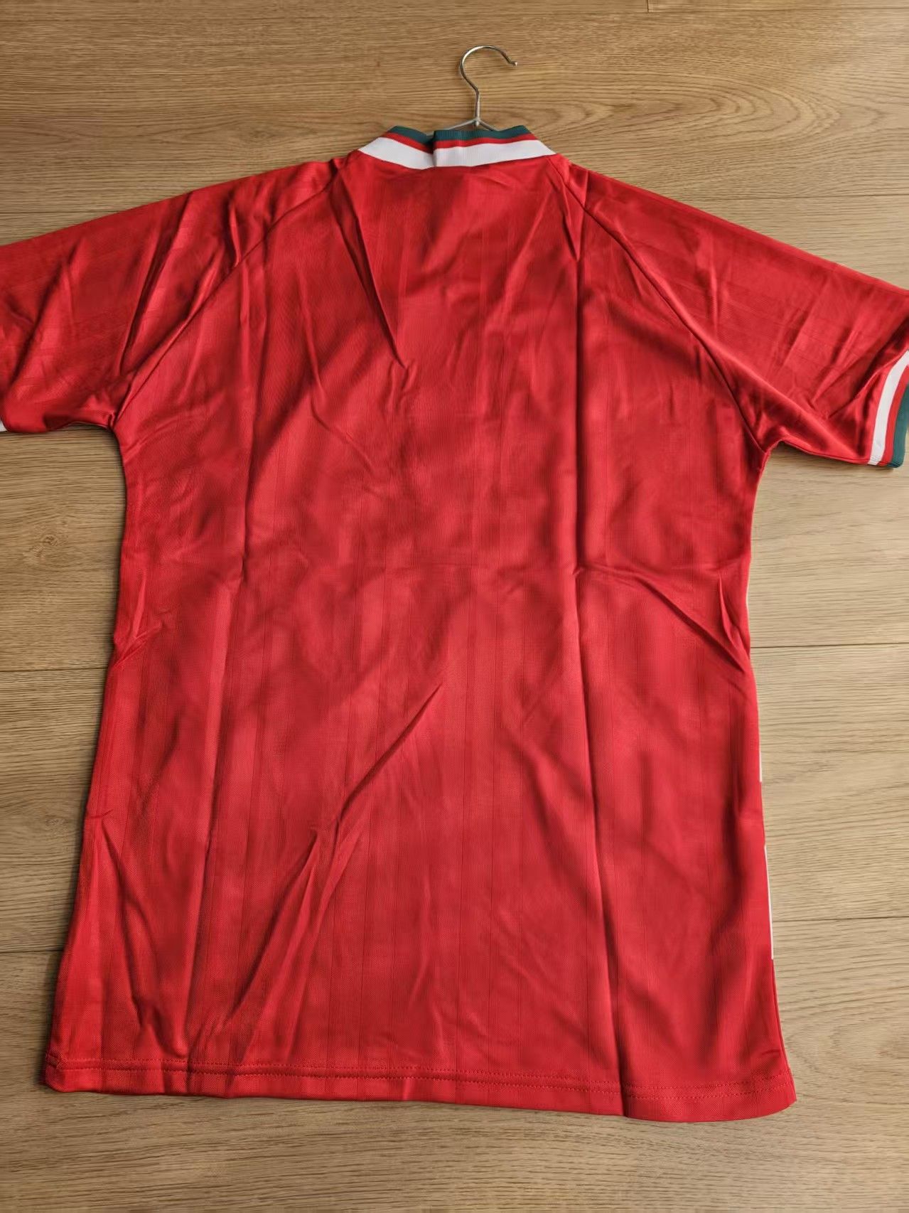 Other VIntage Liverpool Jersey Size US M / EU 48-50 / 2 - 4 Thumbnail