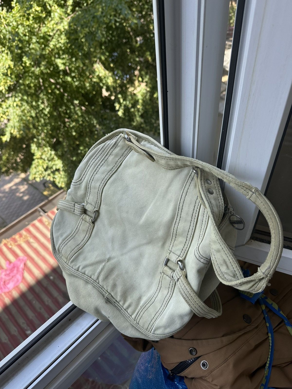 Diesel Diesel Round Canvas Tote “Still Brave” Y2K Bag Faded Japan Size ONE SIZE - 19 Thumbnail