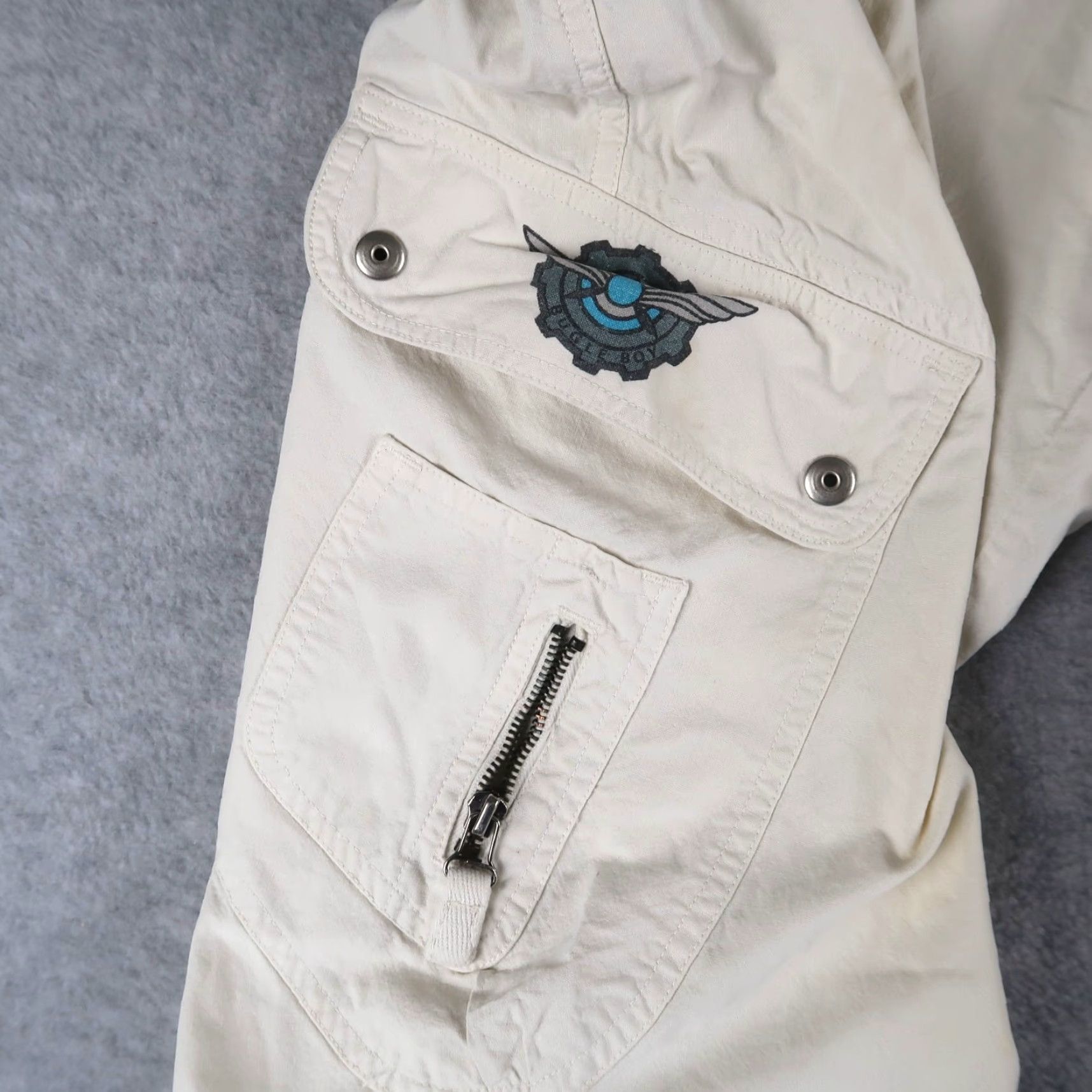 Bugle Boy VINTAGE Bugle Boy Pants Mens 32M Ivory Cargo Squadron 90s/Pants/Cargo/Logo Mens Size US 32 / EU 48 - 6 Thumbnail