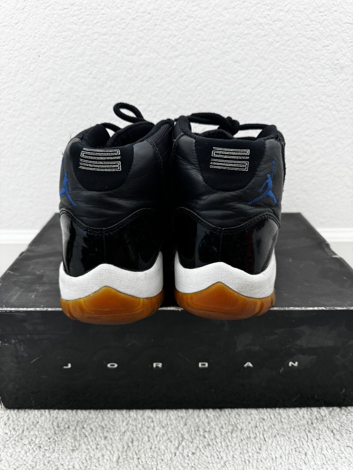 Jordan Brand 2000 Jordan Space Jams Size US 10.5 / EU 43-44 - 2 Thumbnail