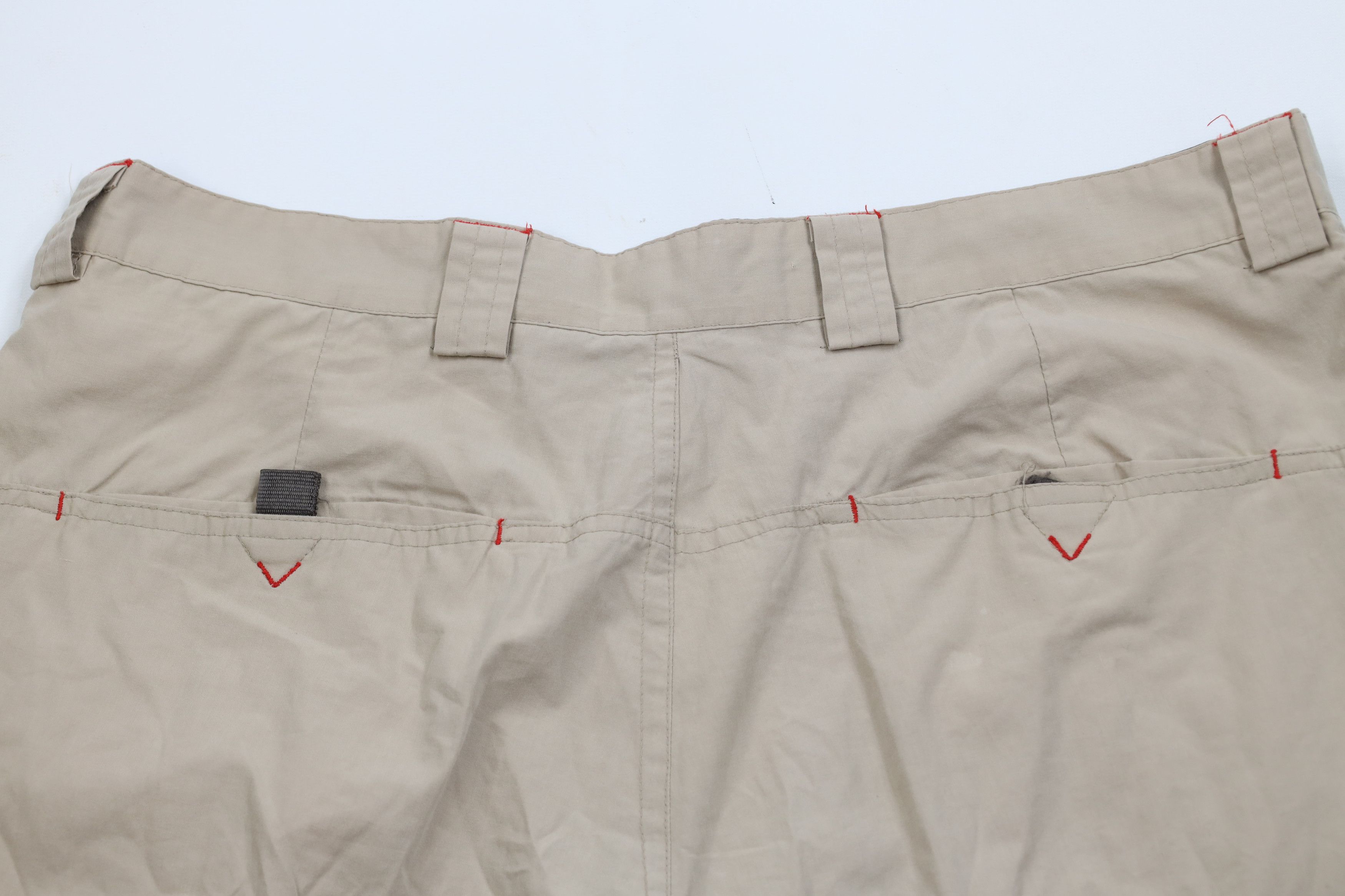 Vintage Vintage 90s Y2K Streetwear Fit Cargo Shorts Beige Khaki Size US 36 / EU 52 - 10 Thumbnail