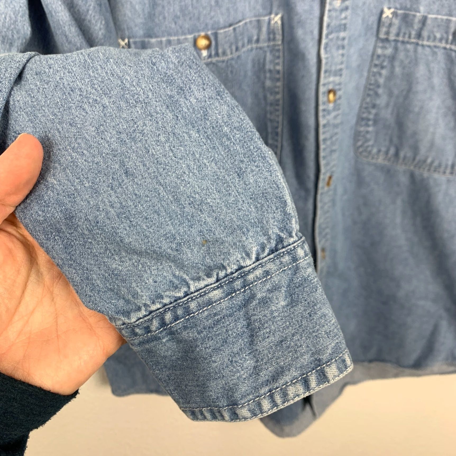 Perry Ellis Vintage Perry Ellis Denim Button-Up Shirt Solid Cotton Medium Blue Men's Button-Down Collar Long Sleeve Regular Denim Shirt Size US M / EU 48-50 / 2 - 3 Thumbnail