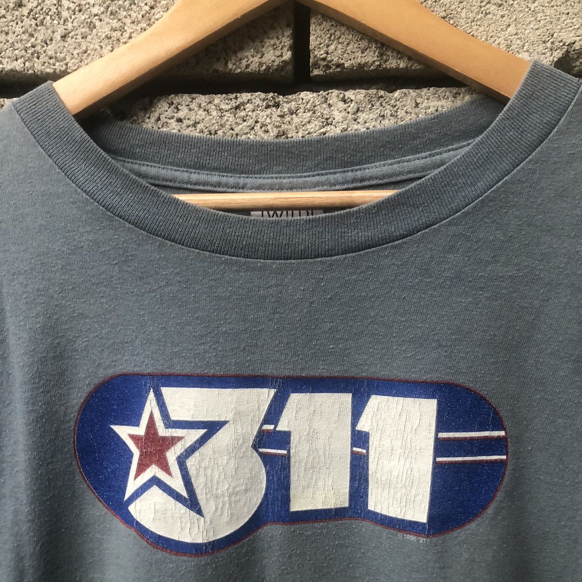 Band Tees Vintage 90s 311 Band Wild Oat Tshirt Size US L / EU 52-54 / 3 - 2 Thumbnail