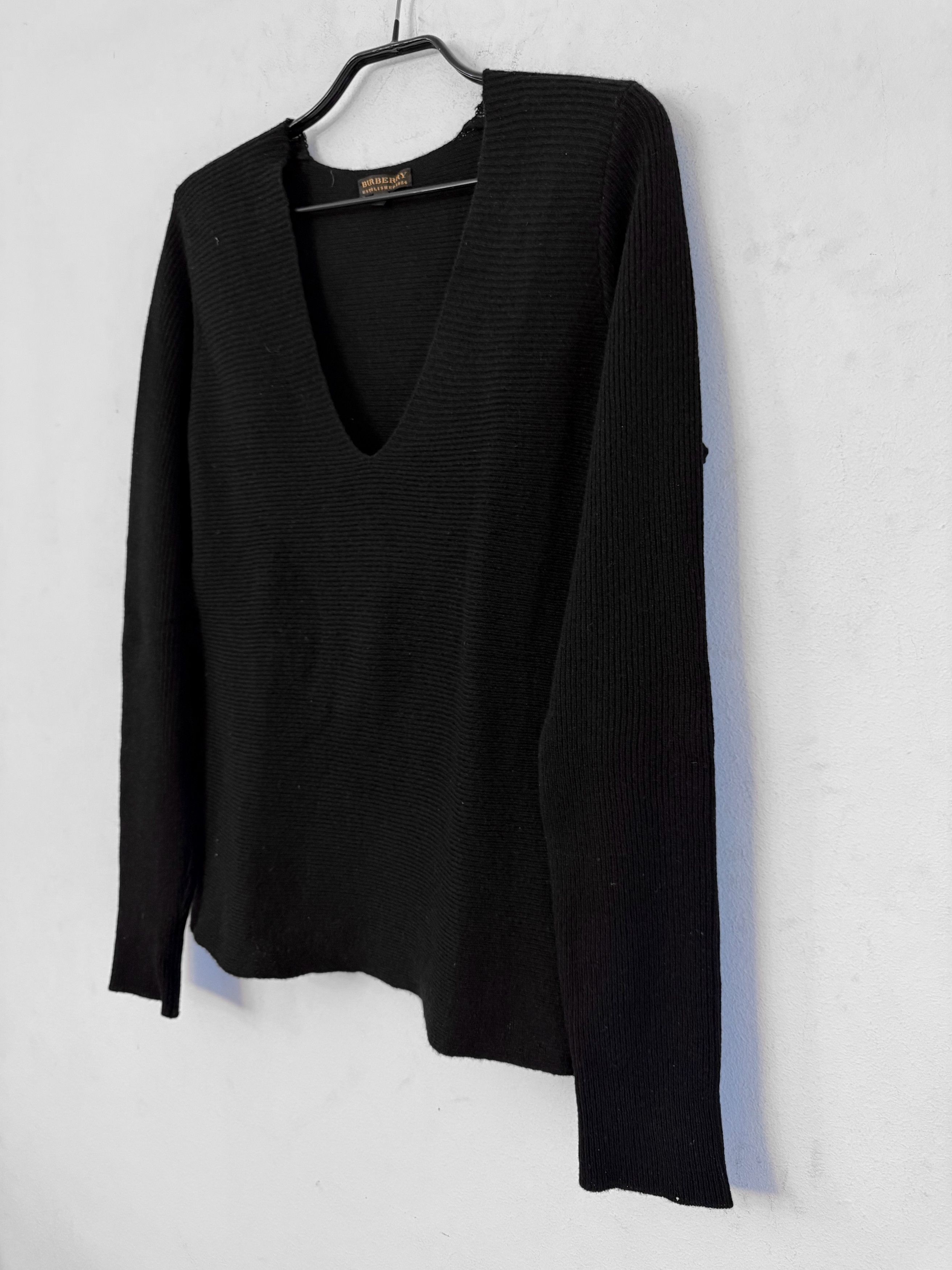 Burberry 100% Cashmere Ribbed Deep V-Neck Sweater Size US M / EU 48-50 / 2 - 6 Thumbnail