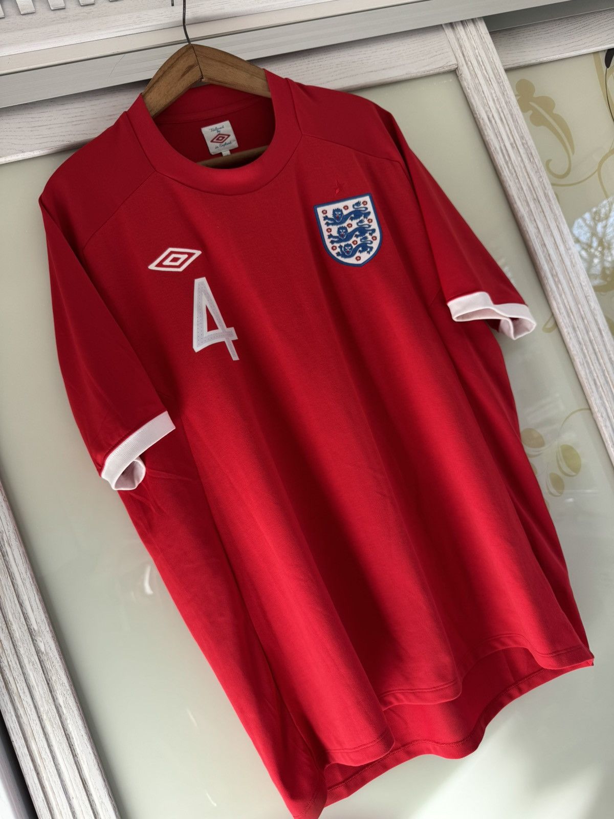 Umbro Gerrard #4 England 2010-2011 Away Soccer Jersey Football Kit Size US XL / EU 56 / 4 - 4 Thumbnail