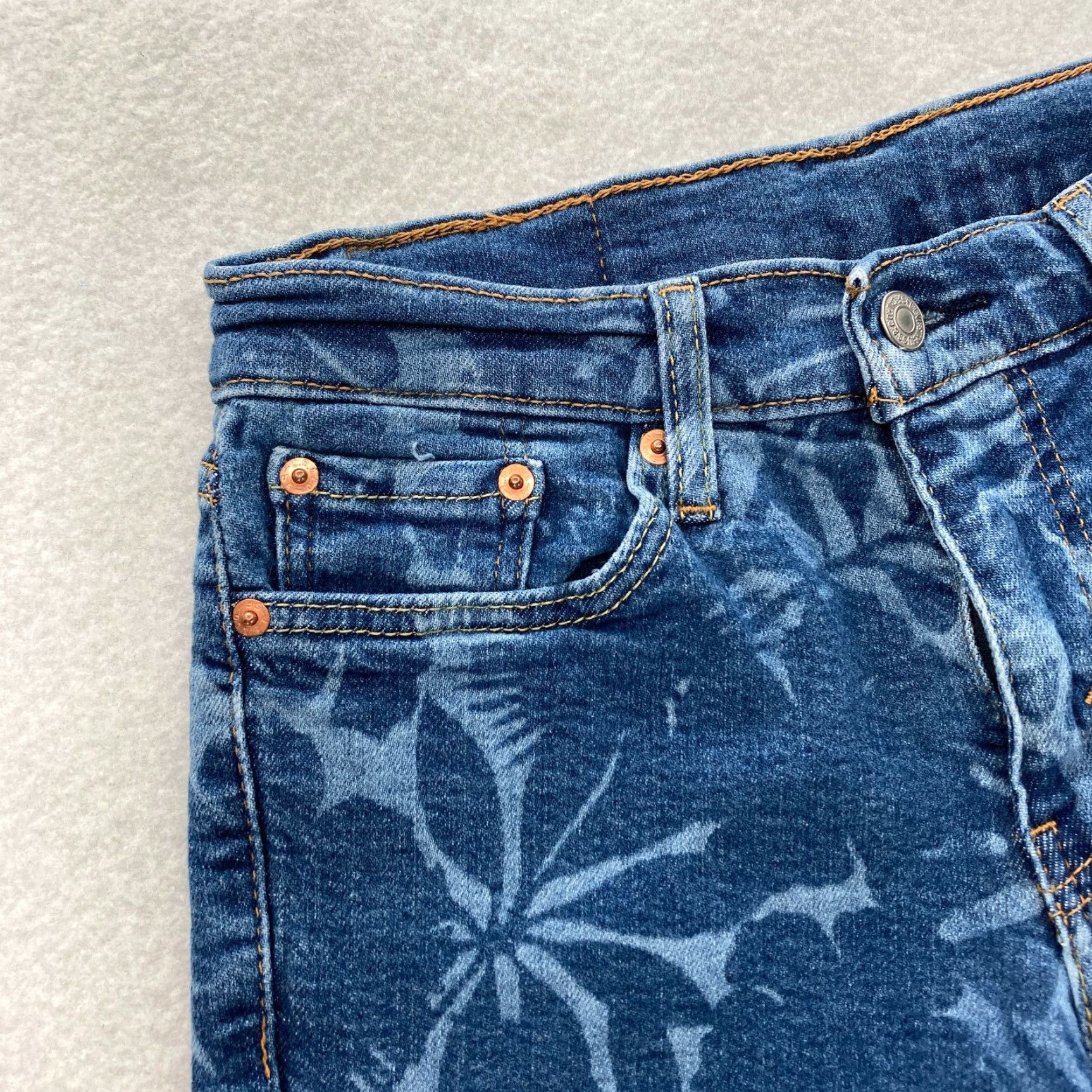 Levi's Levi's 511 Jeans Mens 29x30 Slim Straight Blue Floral Denim Stretch 5-Pocket Vacation Size US 29 - 3 Thumbnail