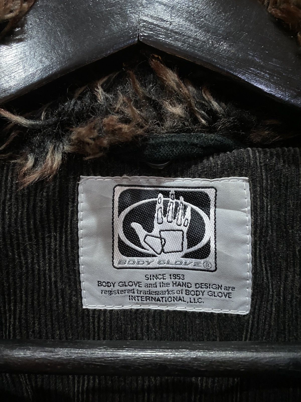 Body Glove Vintage Black Body Glove Corduroy Sherpa-Lined Jacket Size US M / EU 48-50 / 2 - 5 Thumbnail