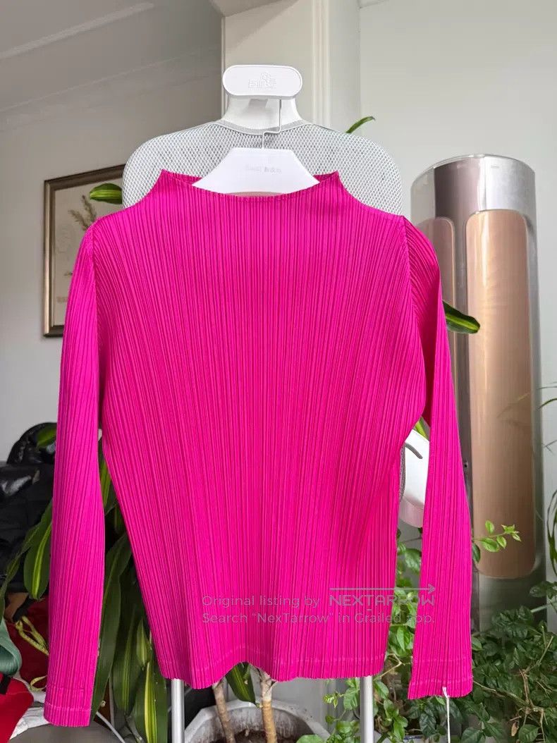 Issey Miyake Issey Miyake Deep Pink High Neck Long Sleeve T-Shirt Size L / US 10 / IT 46 - 1 Thumbnail