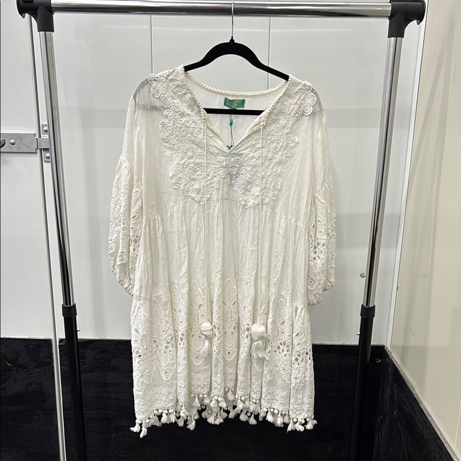 Other NWT Antica Sartoria White Boxy Embellished Tunic Top OneSize Size ONE SIZE - 1 Thumbnail