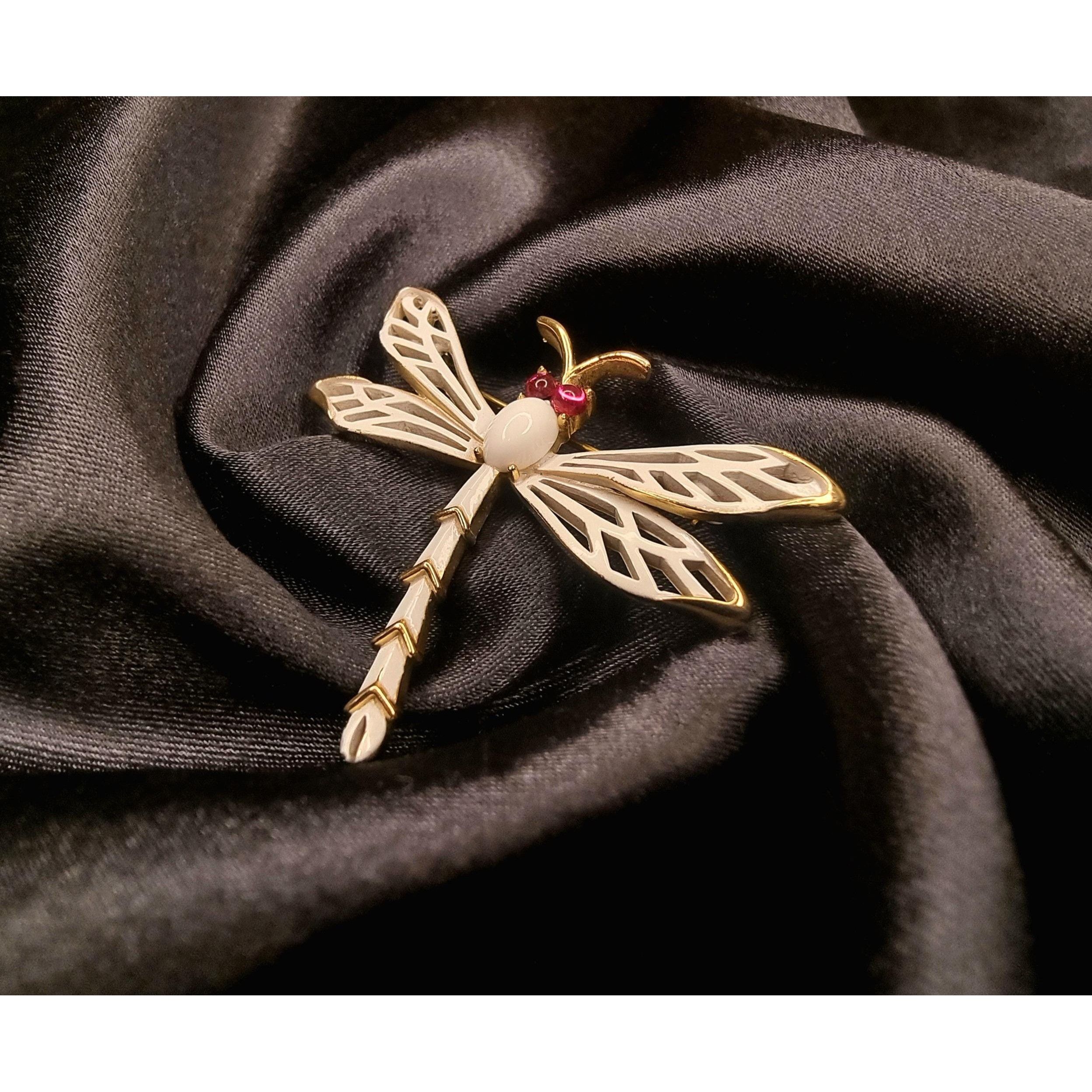Vintage Rare Find TRIFARI Signed 1960s White Enamel Drasgonfly Pink Size ONE SIZE - 3 Thumbnail
