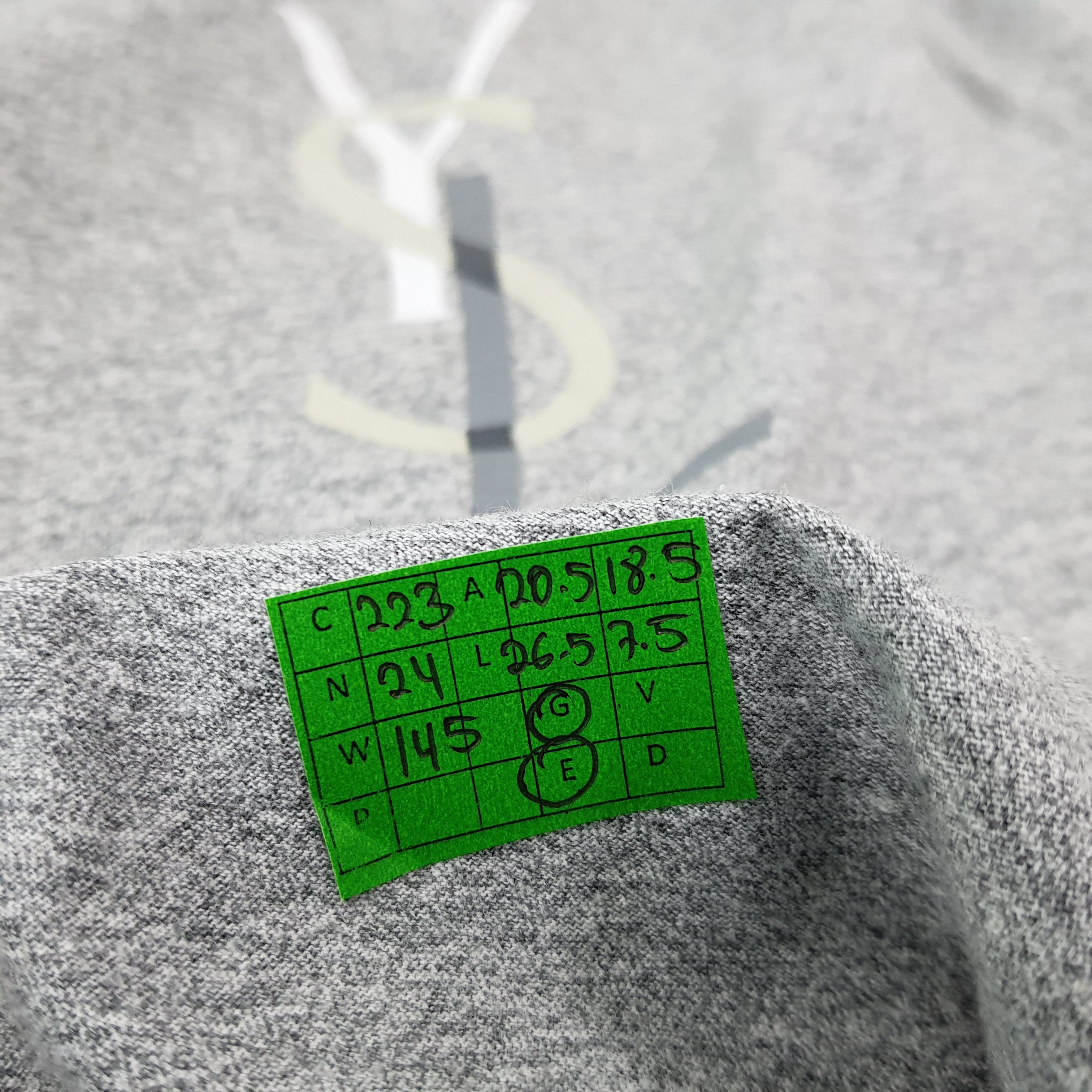 Yves Saint Laurent Vintage Yves Saint Laurent YSL Luxury Brand Tshirt C223N24 Size US M / EU 48-50 / 2 - 8 Thumbnail
