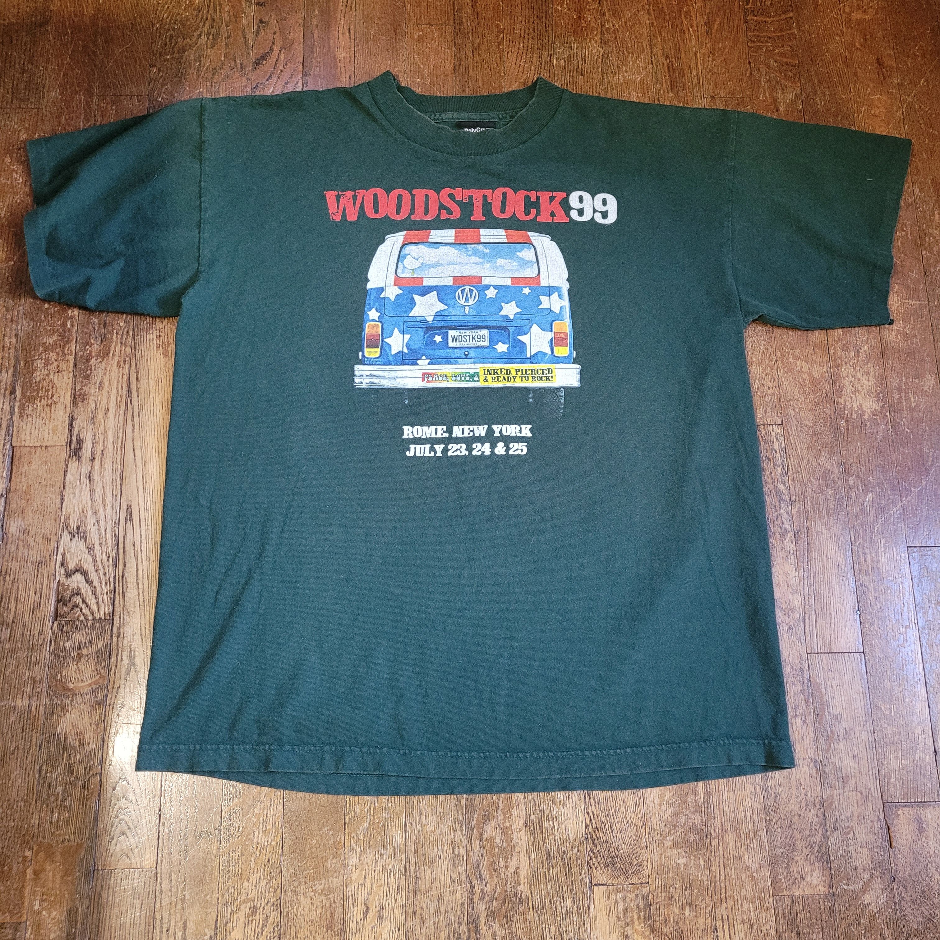 image of Band Tees Vintage Woodstock 1999 Shirt in Green, Men's (Size Large)