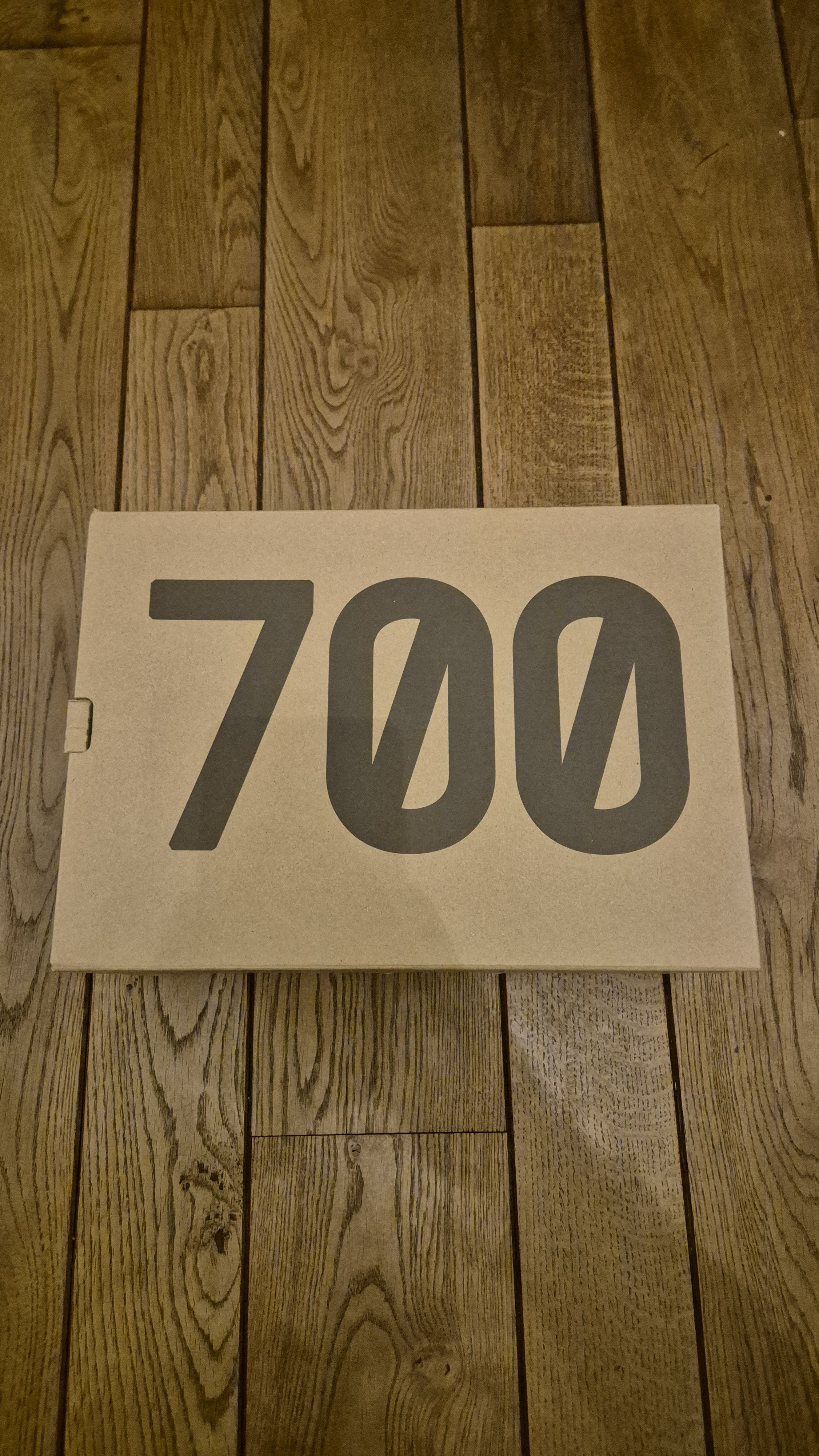 Yeezy YEEZY 700 V3 AZAEL Size US 11 / EU 44 - 5 Thumbnail