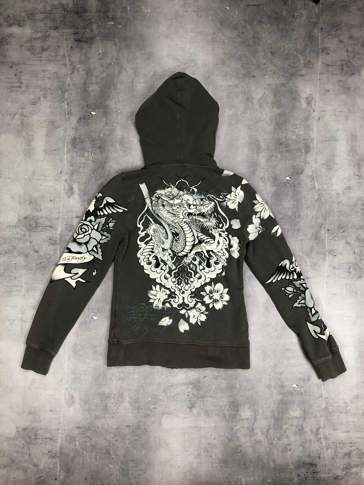 Ed Hardy Vintage Ed Hardy y2k dragon Zip hoodie Size s Women Size S / US 4 / IT 40 - 1 Thumbnail