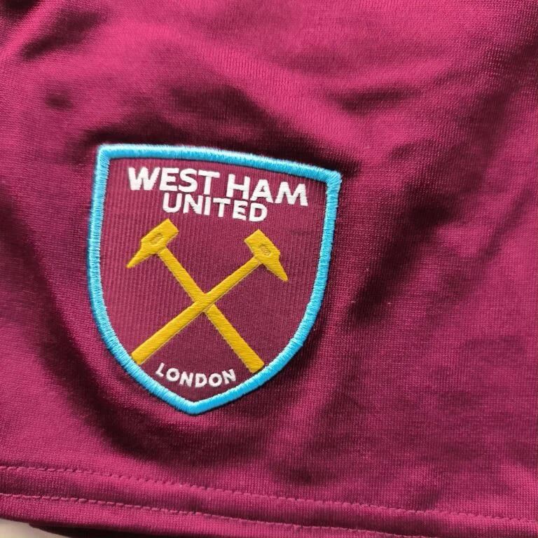 Umbro West Ham United Umbro football shorts size S Size US 28 / EU 44 - 3 Thumbnail