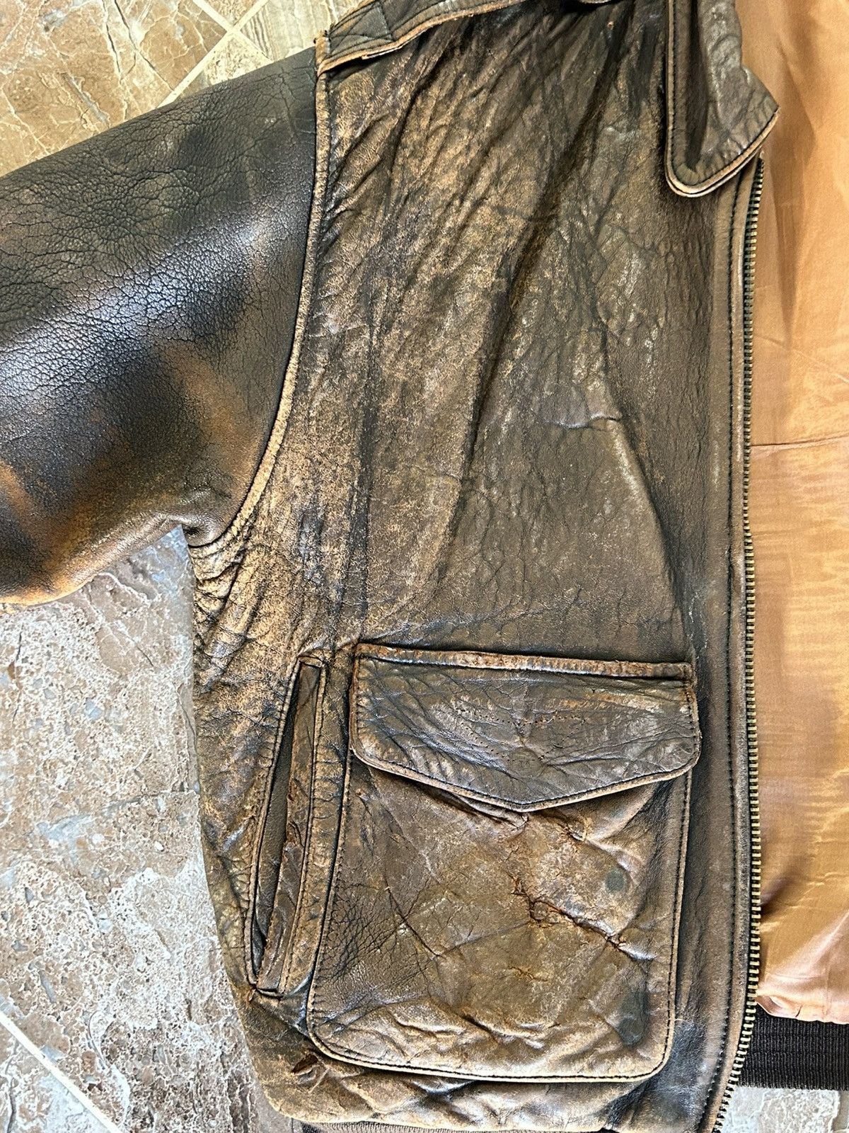 Avirex Avirex Vintage Leather Jacket “Chinese Order” Flying Tigers Size US L / EU 52-54 / 3 - 11 Thumbnail