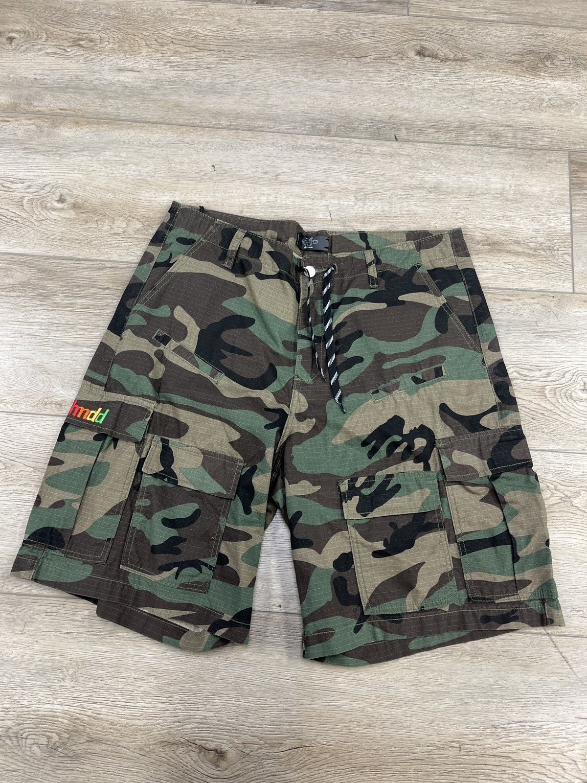 HMDD HMDD CAMO SHORT NEW Size US 34 / EU 50 - 1 Thumbnail