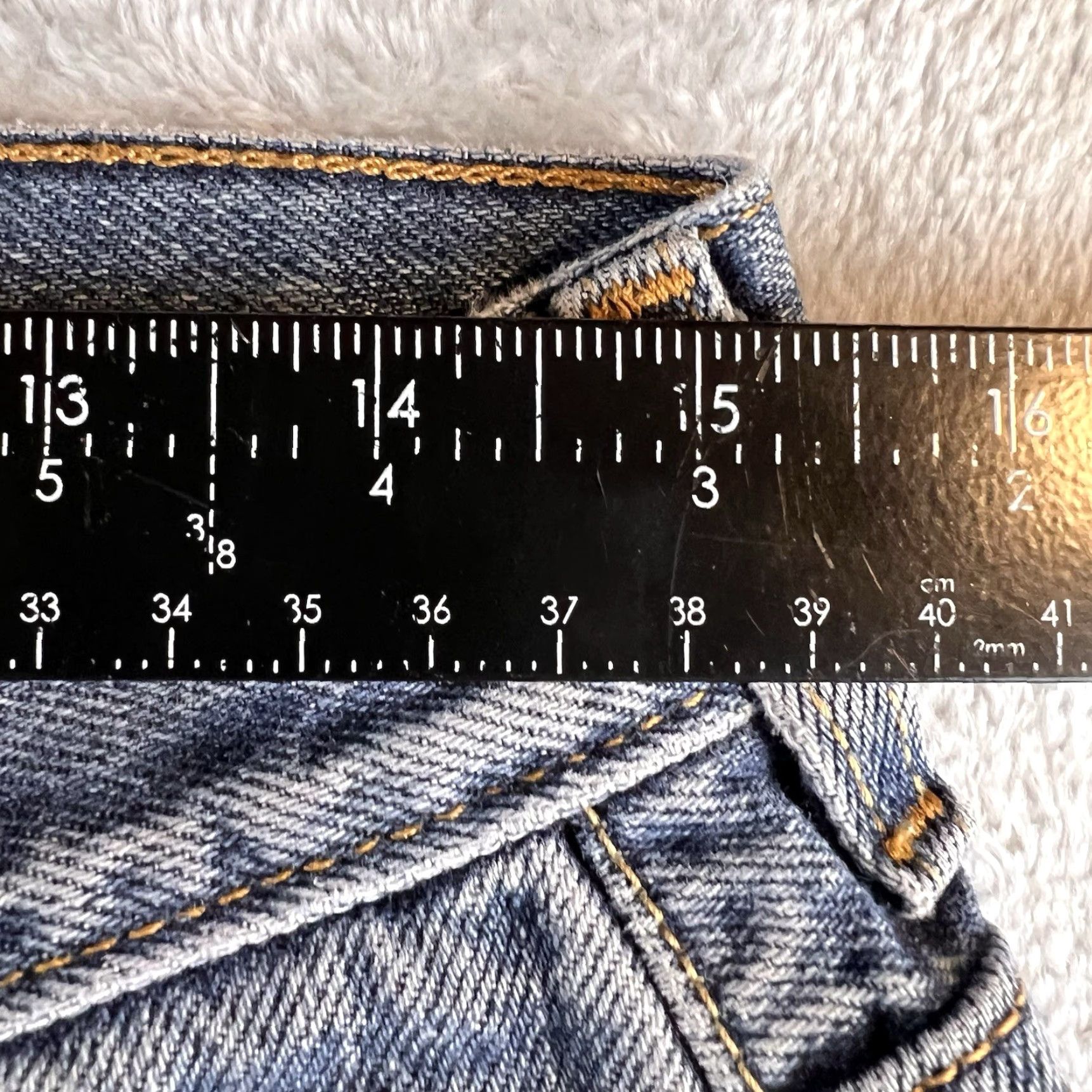 Levi's VINTAGE Levi's 550 Jeans Men 33x30 Regular Blue Cotton Denim Relaxed Tapered USA 90s Mens Jeans Size US 33 - 3 Thumbnail