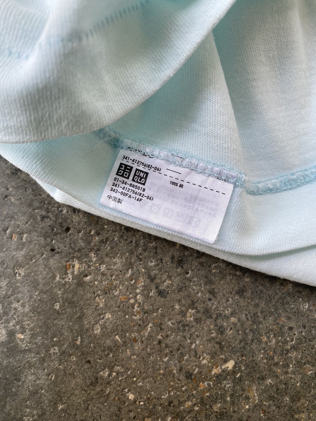 Kaws Uniqlo Kaws Distressed Tees Size US XL / EU 56 / 4 - 5 Thumbnail