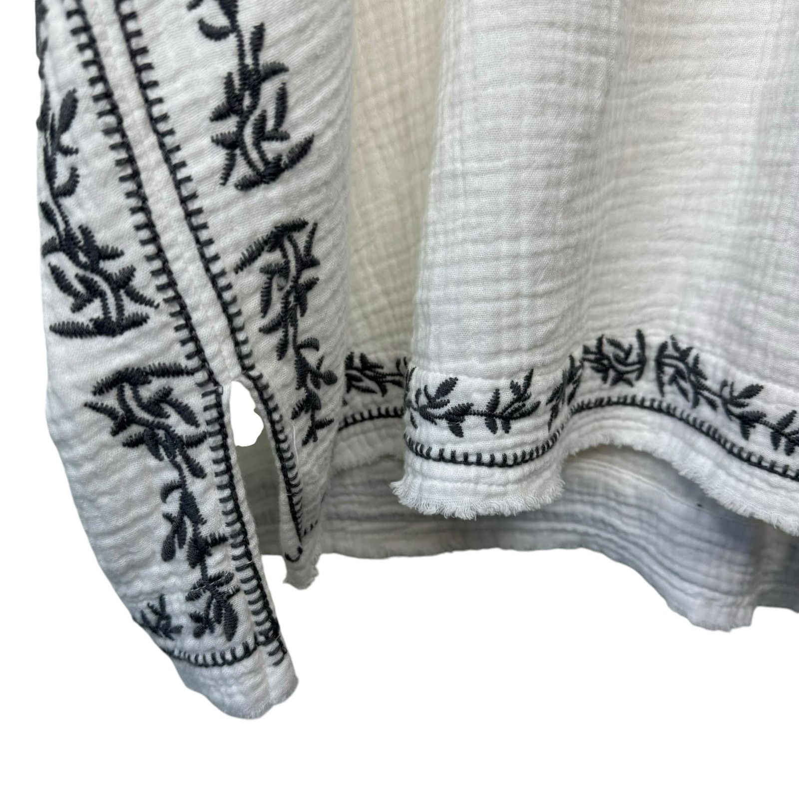 Johnny Was Johnny Was Radlie Blouse Embroidered Natural SMALL NWT Size S / US 4 / IT 40 - 11 Thumbnail